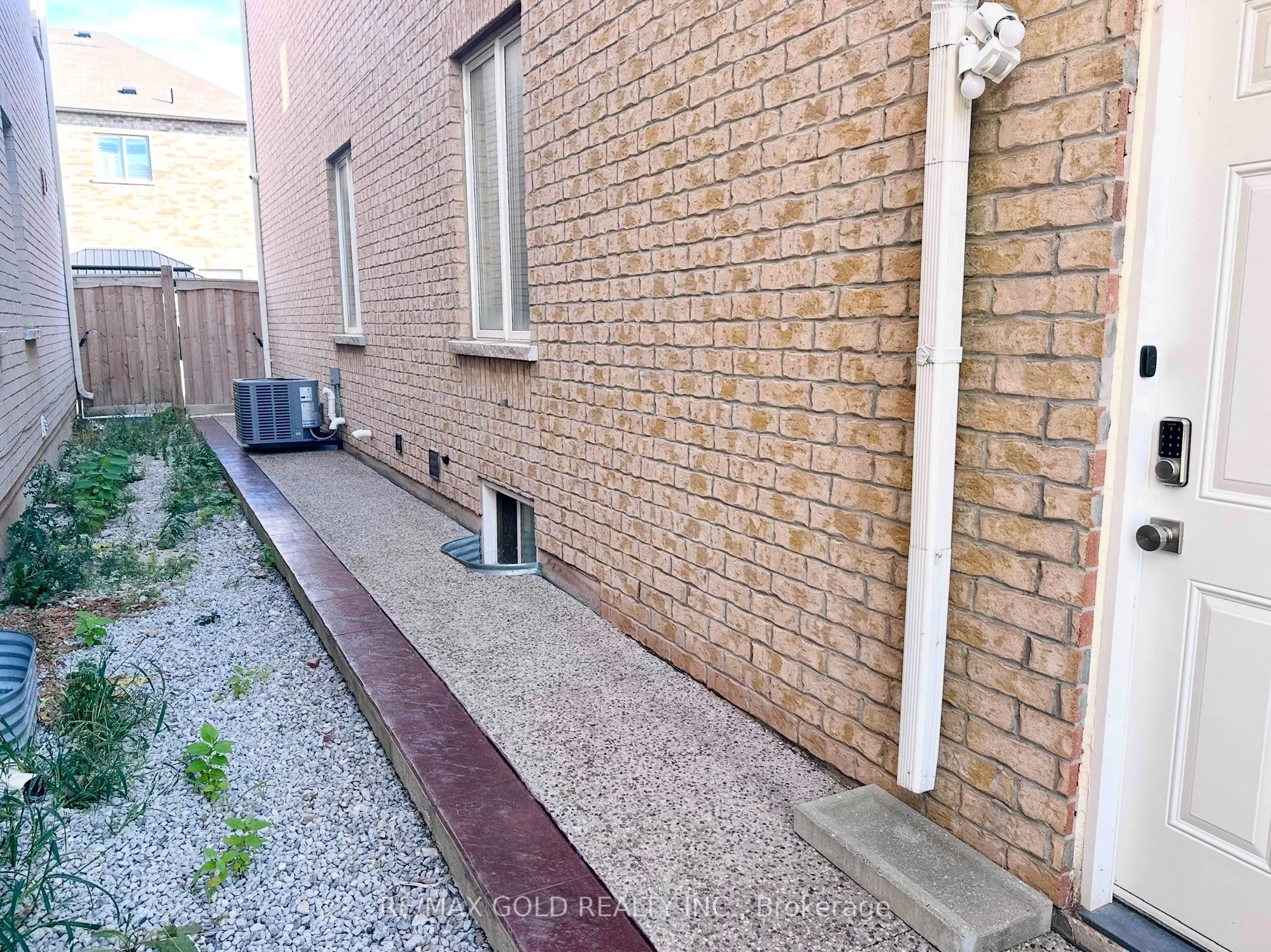 298 Etheridge Avenue