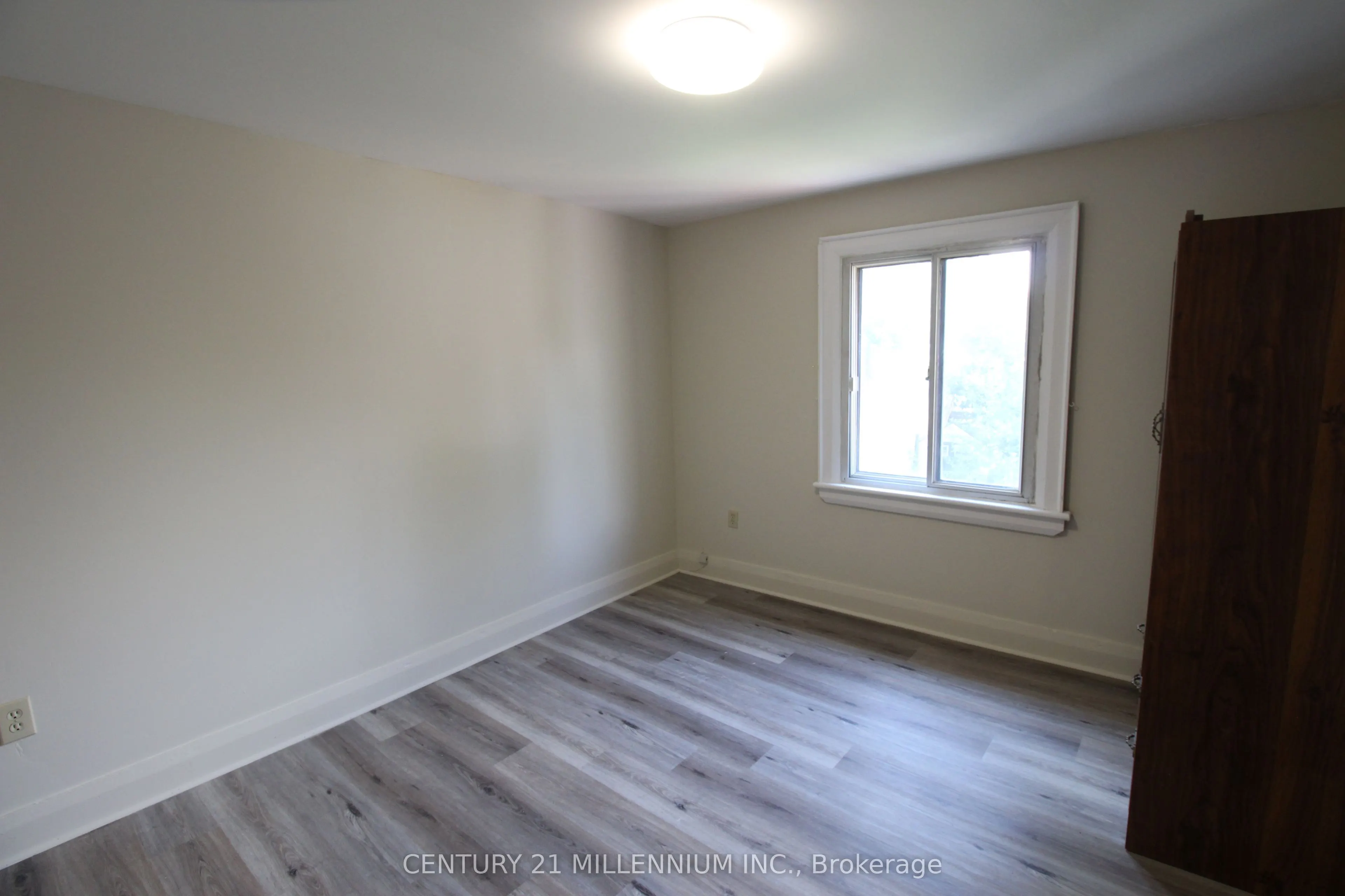 18 Glenvalley Drive