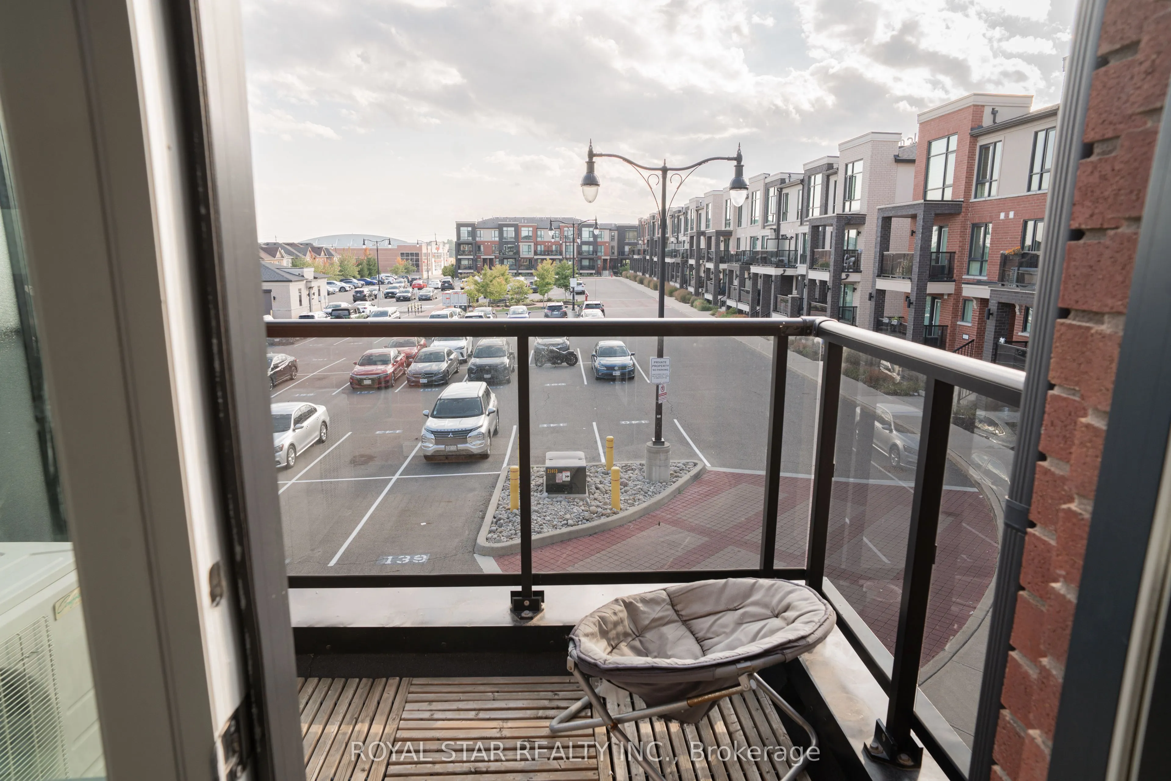100 Dufay Road, #111