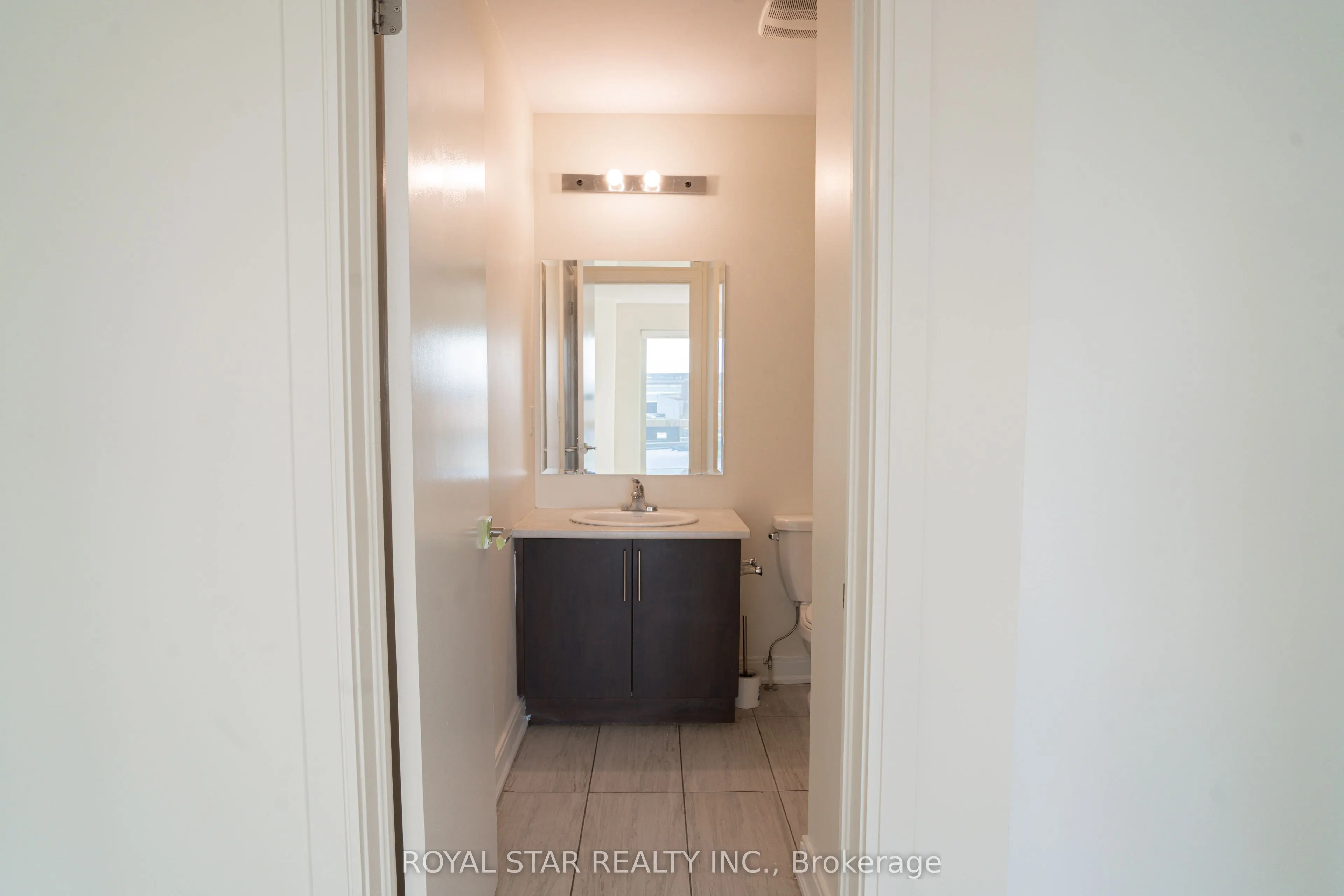 100 Dufay Road, #111