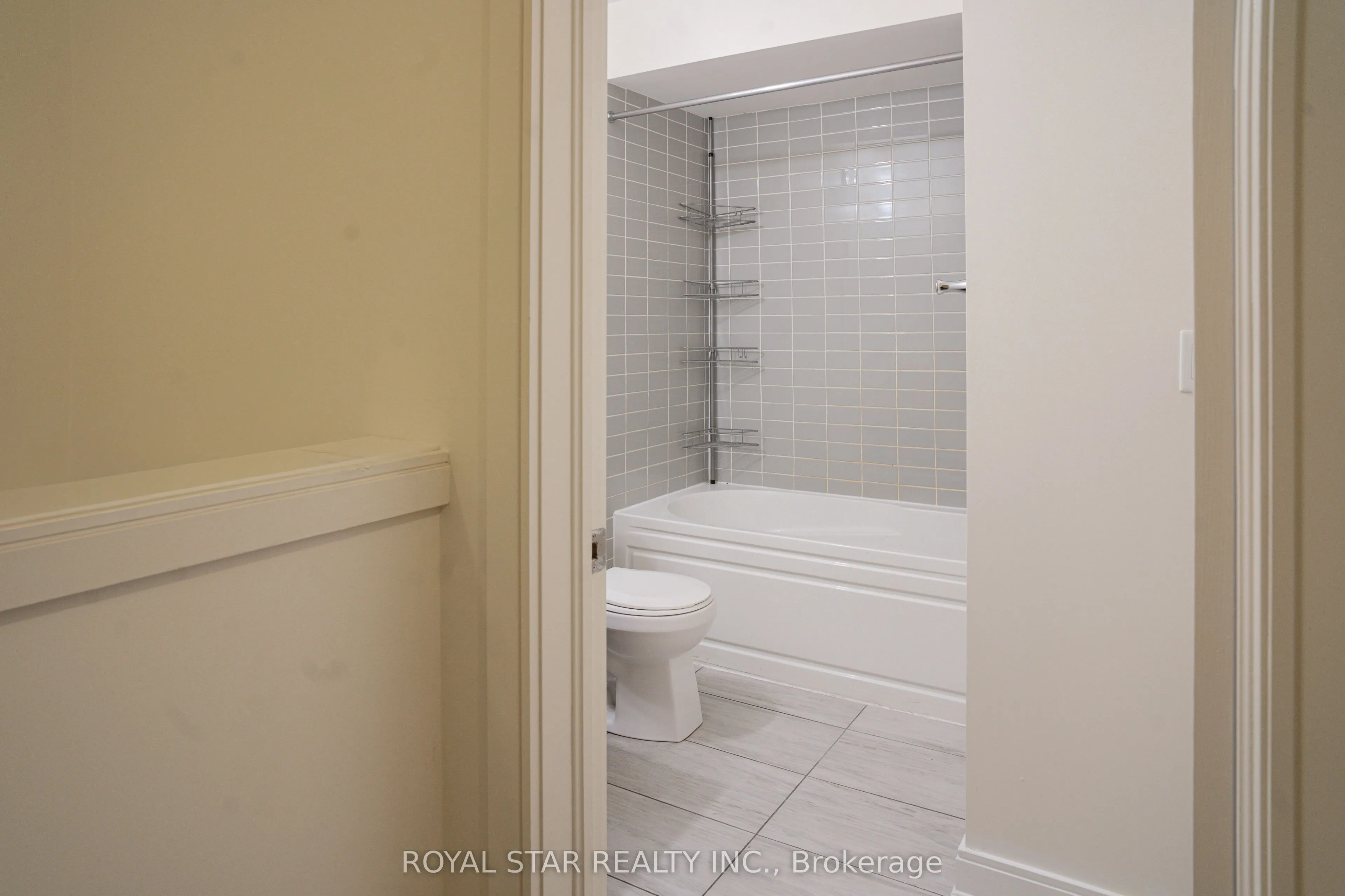 100 Dufay Road, #111