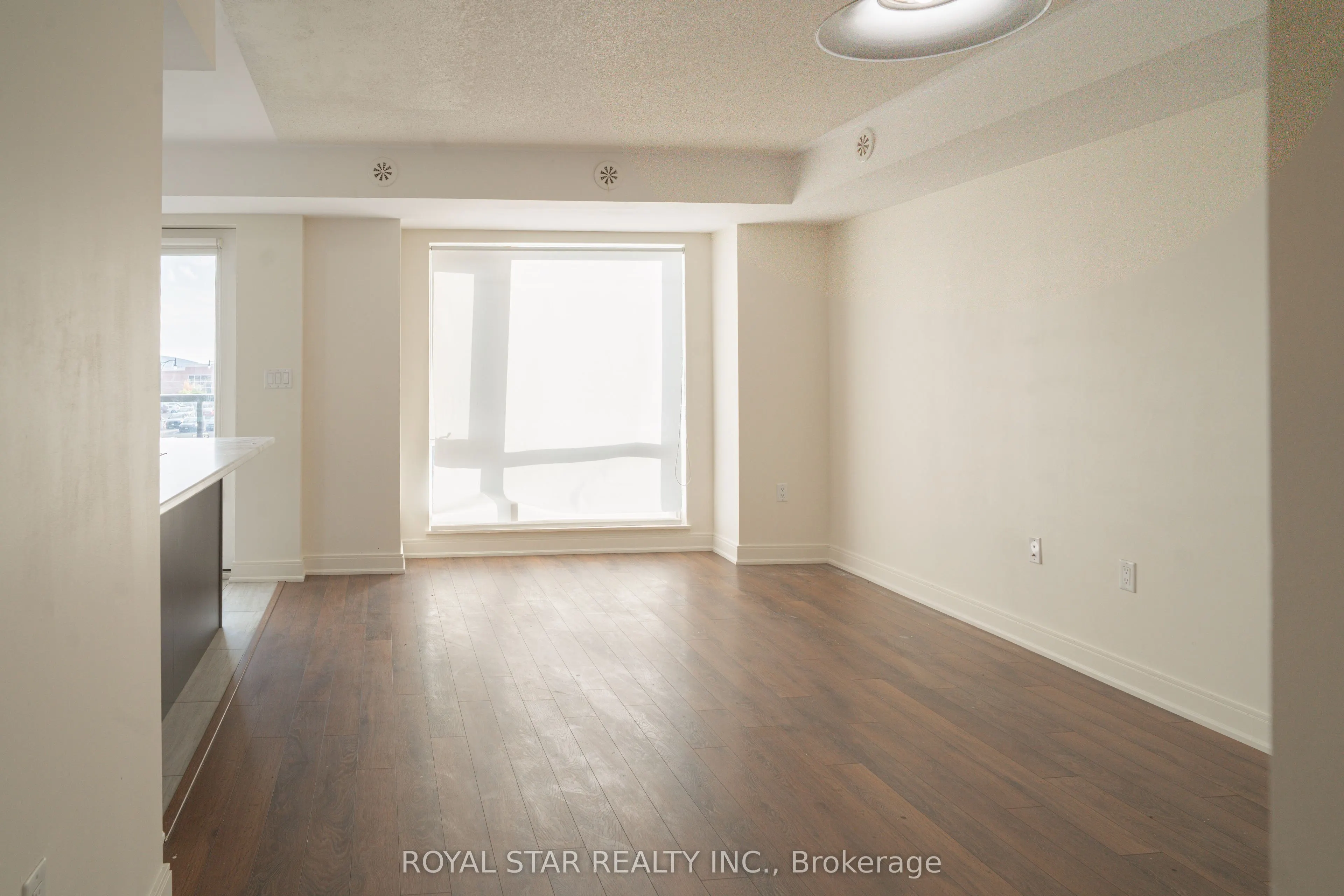 100 Dufay Road, #111