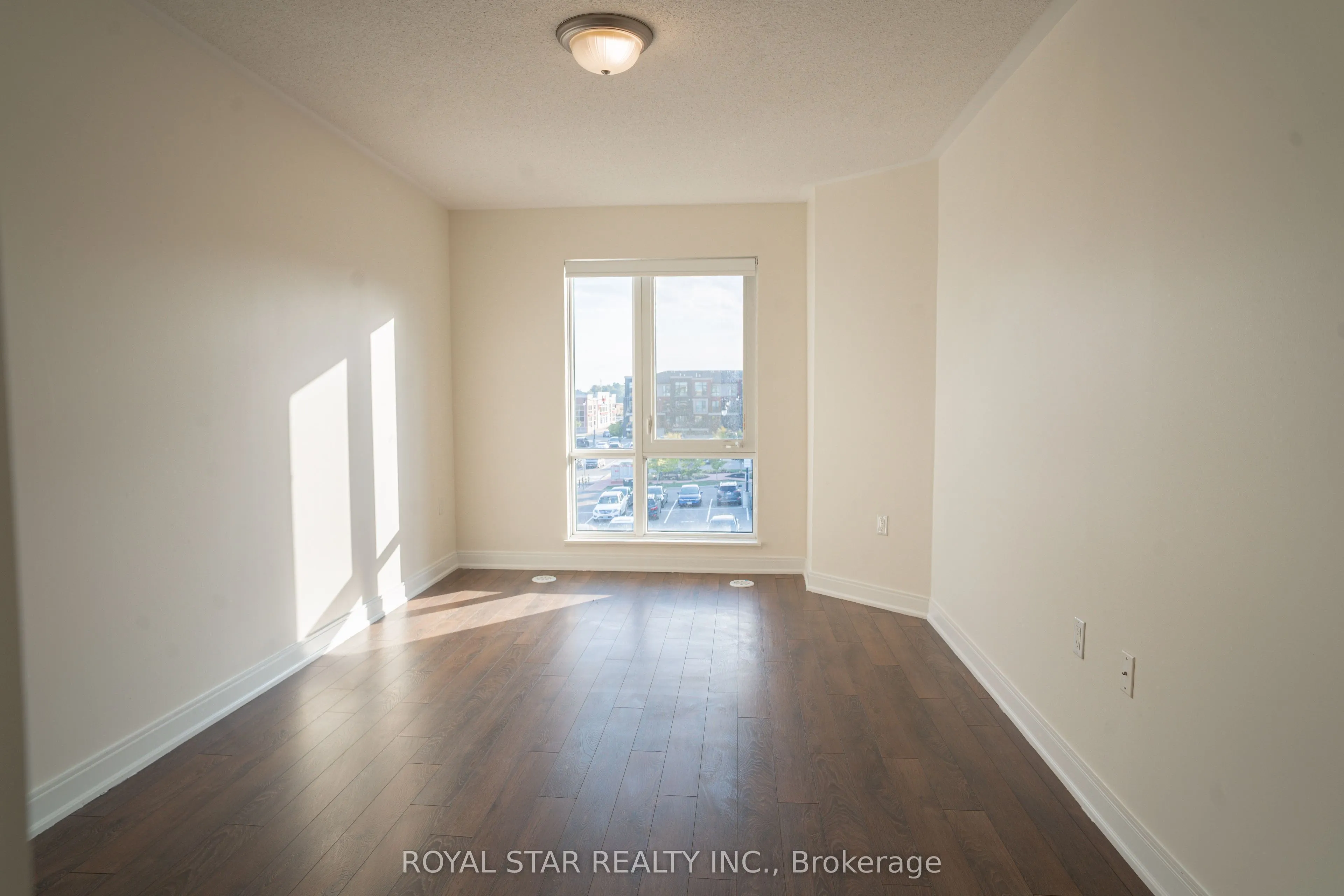 100 Dufay Road, #111