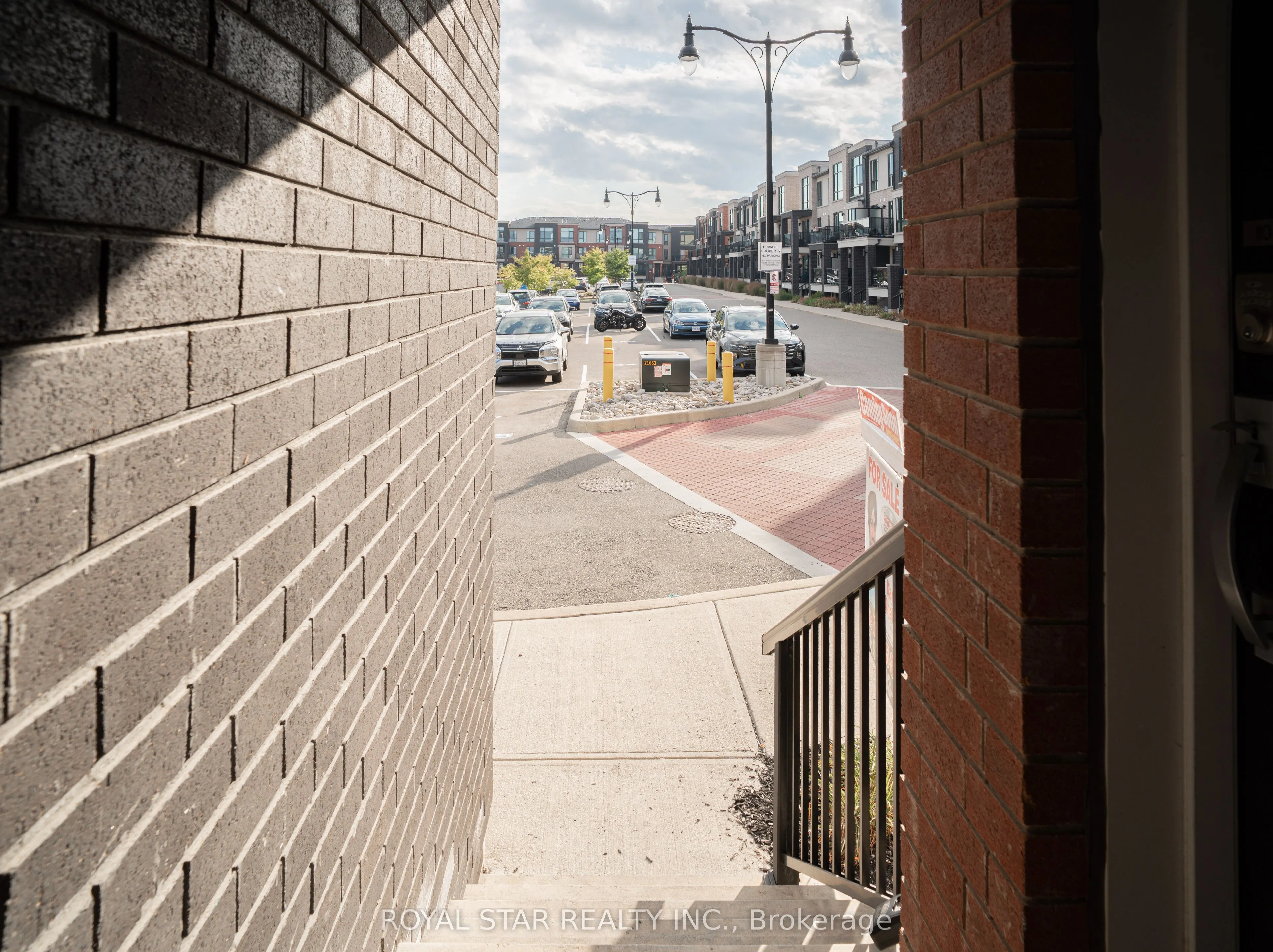 100 Dufay Road, #111