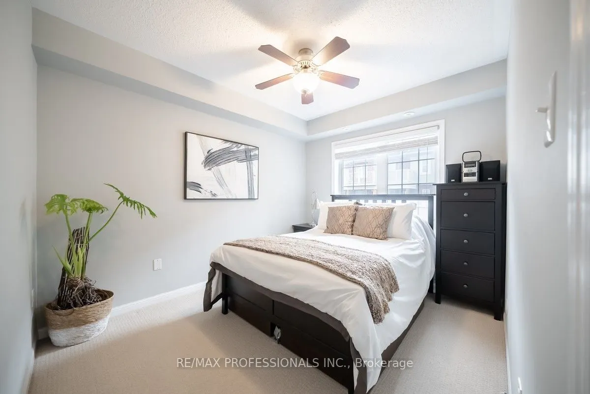 619 Dundas Street W, #4