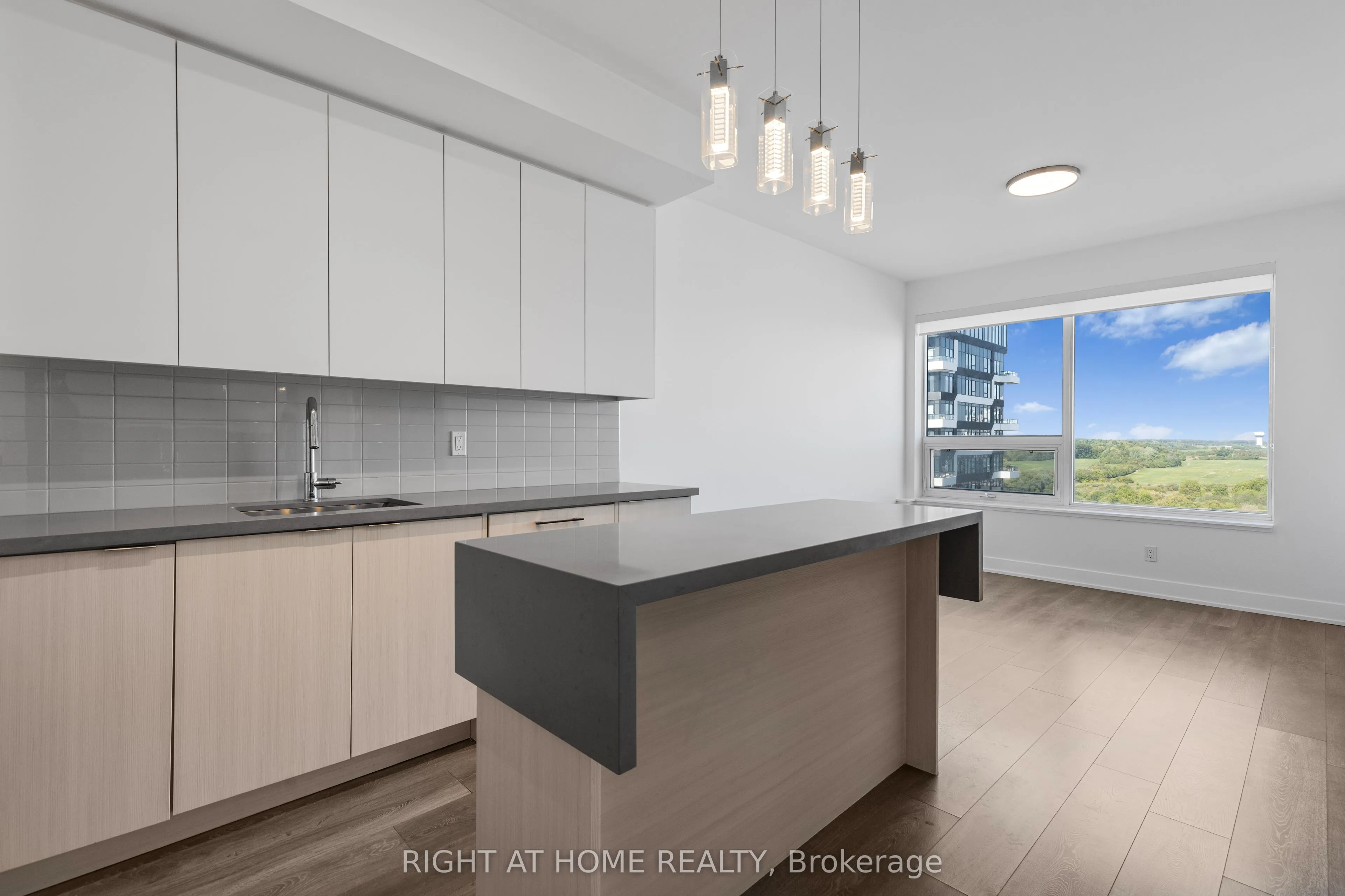 297 Oak Walk Drive, #6