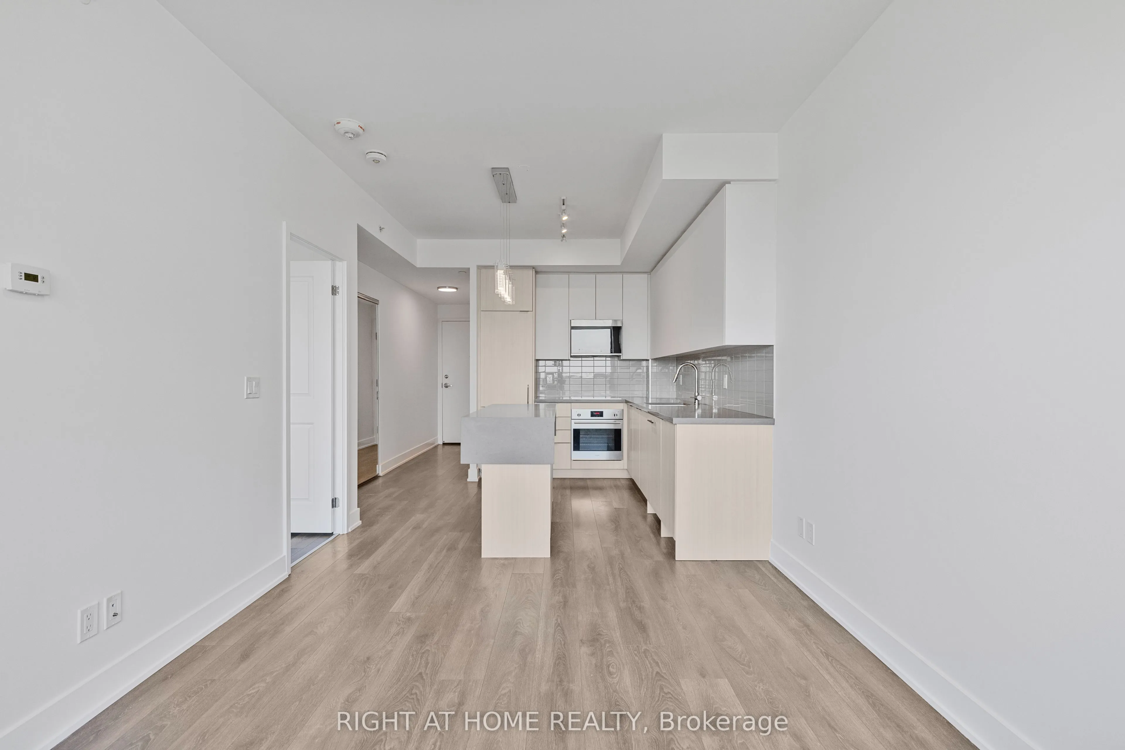 297 Oak Walk Drive, #6