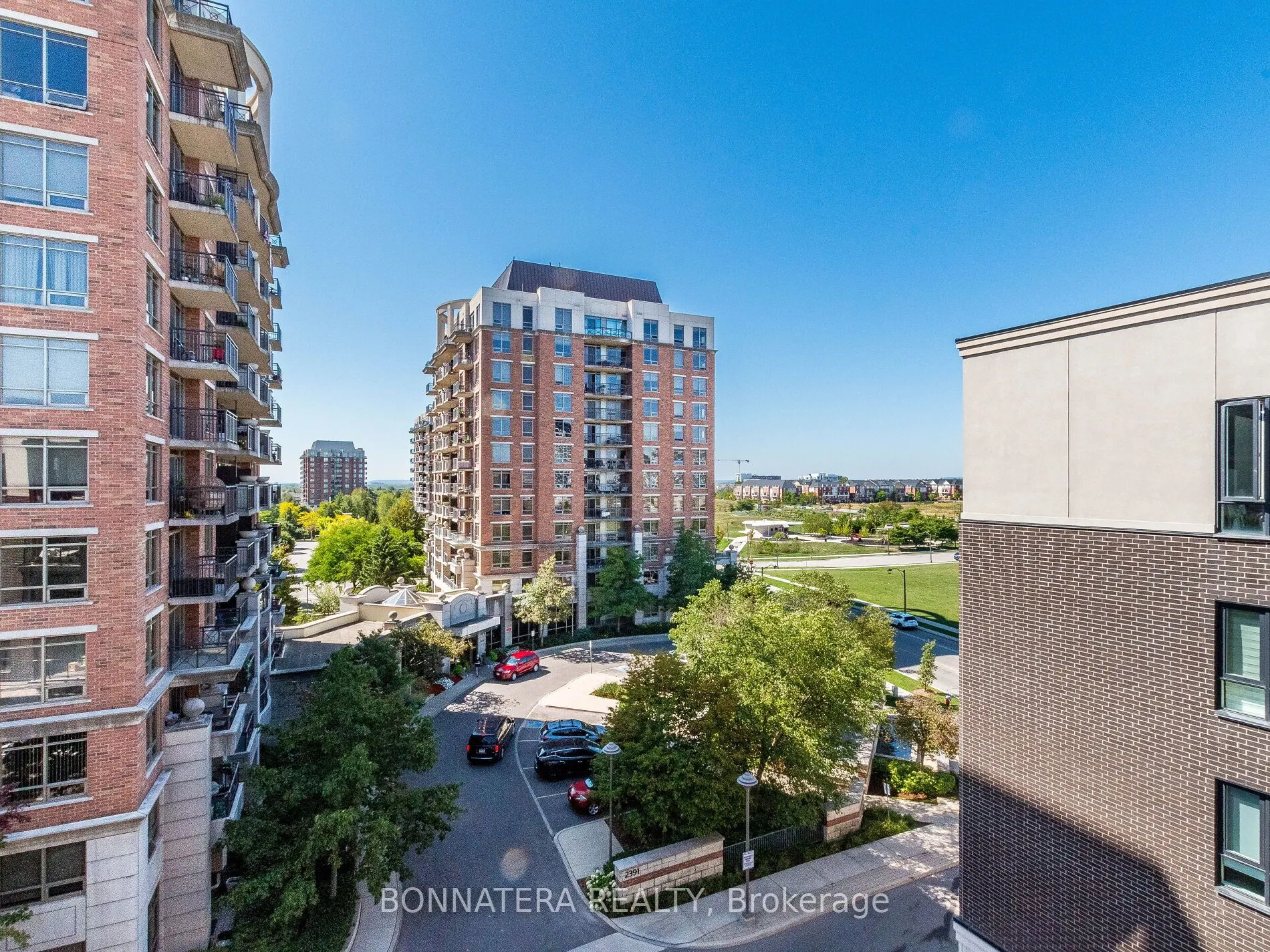 150 Oak Park Boulevard, #504