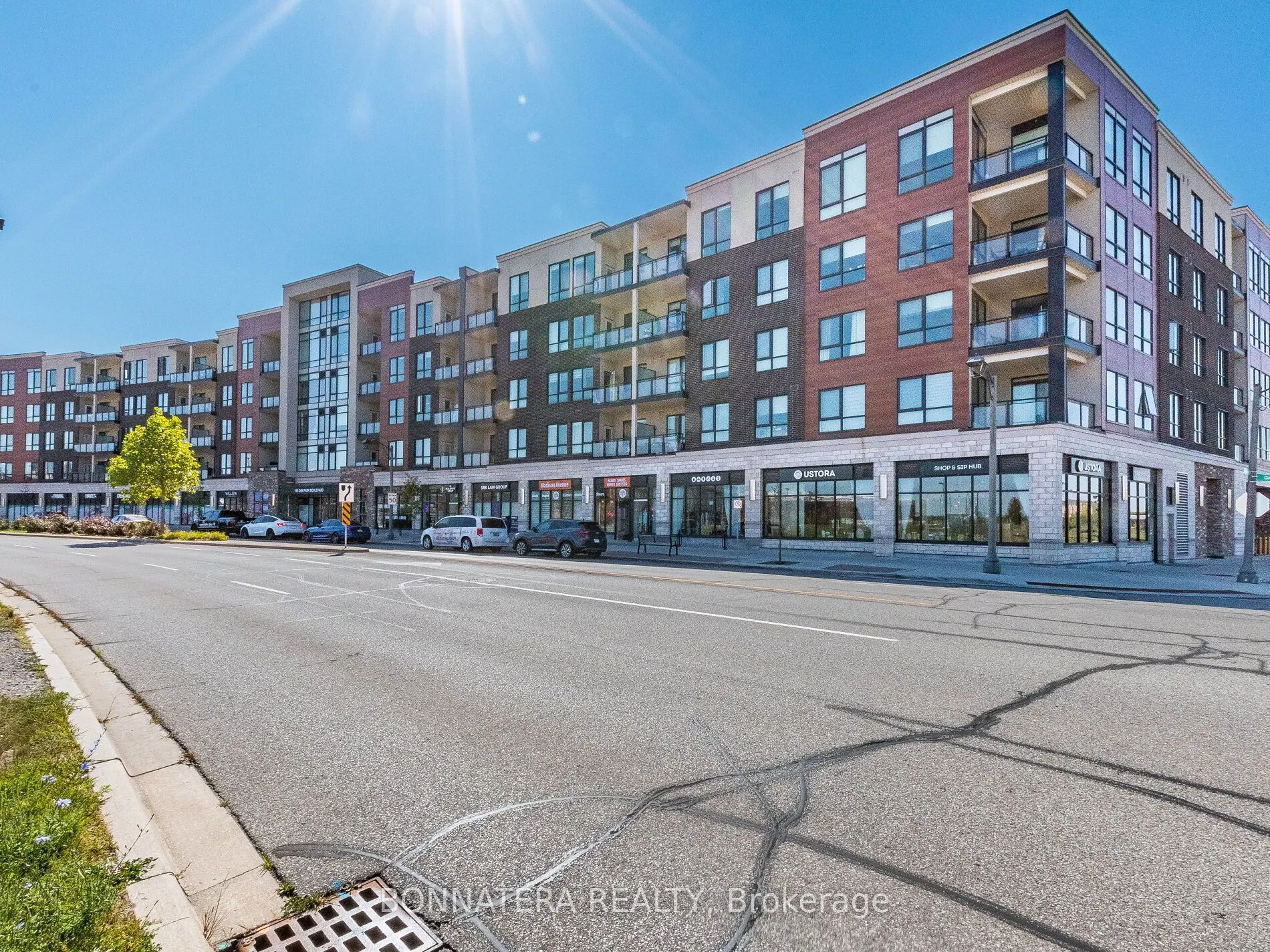 150 Oak Park Boulevard, #504