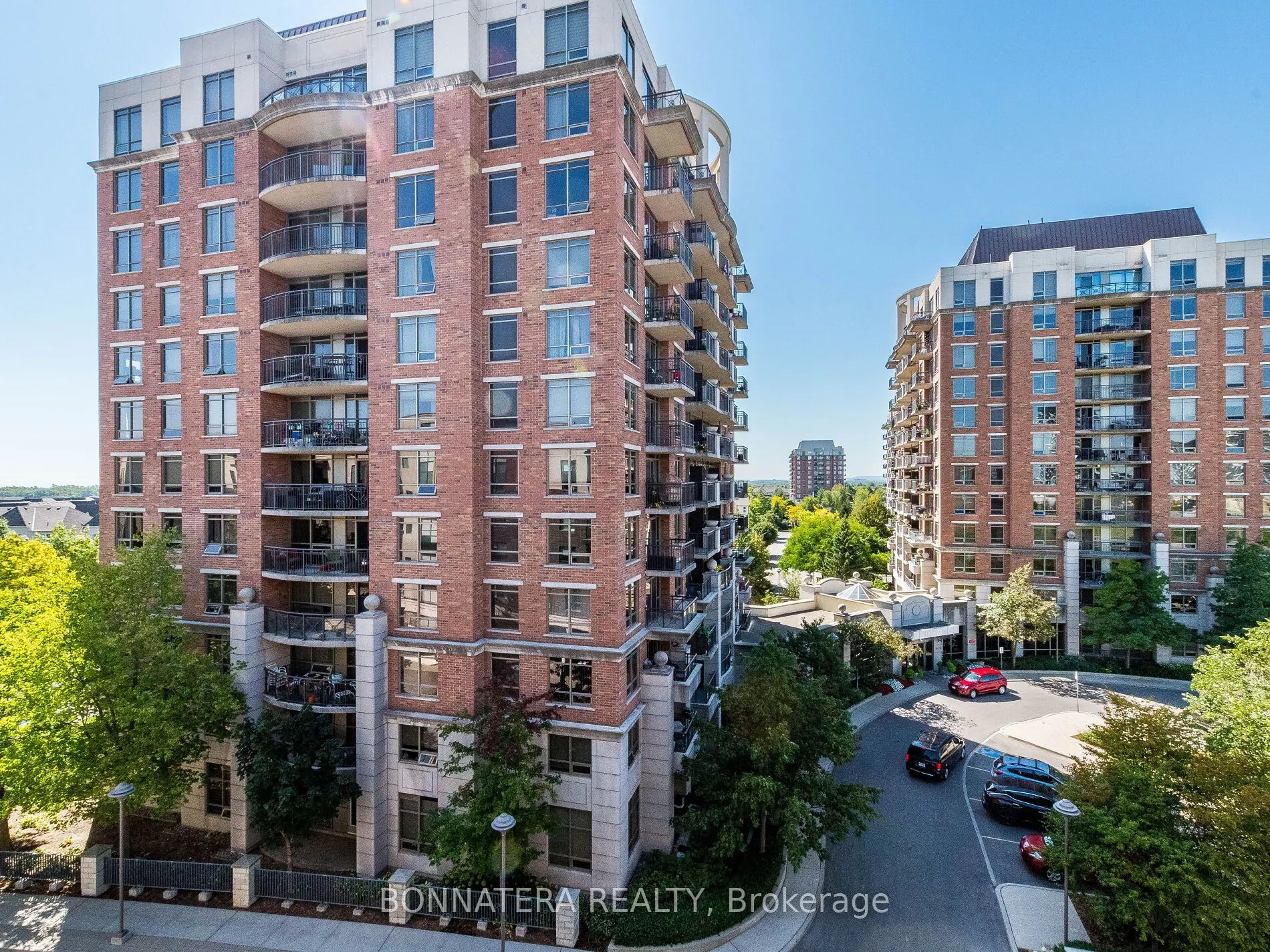 150 Oak Park Boulevard, #504