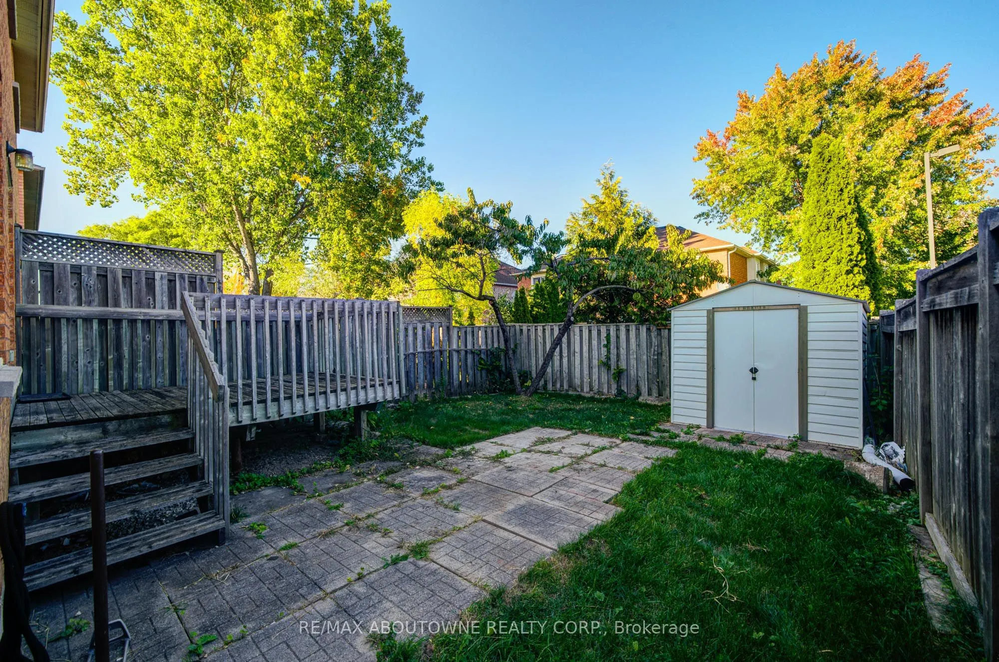 2211 Dale Ridge Drive