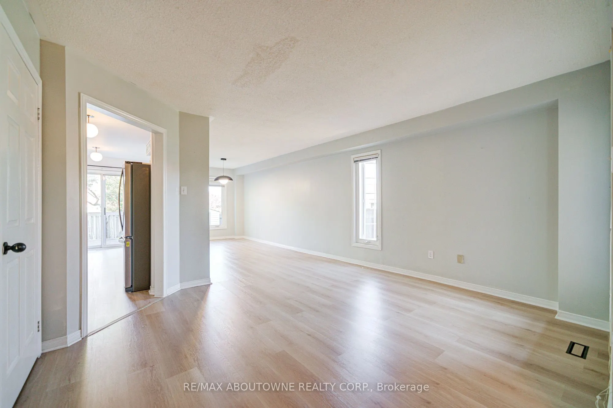 2211 Dale Ridge Drive