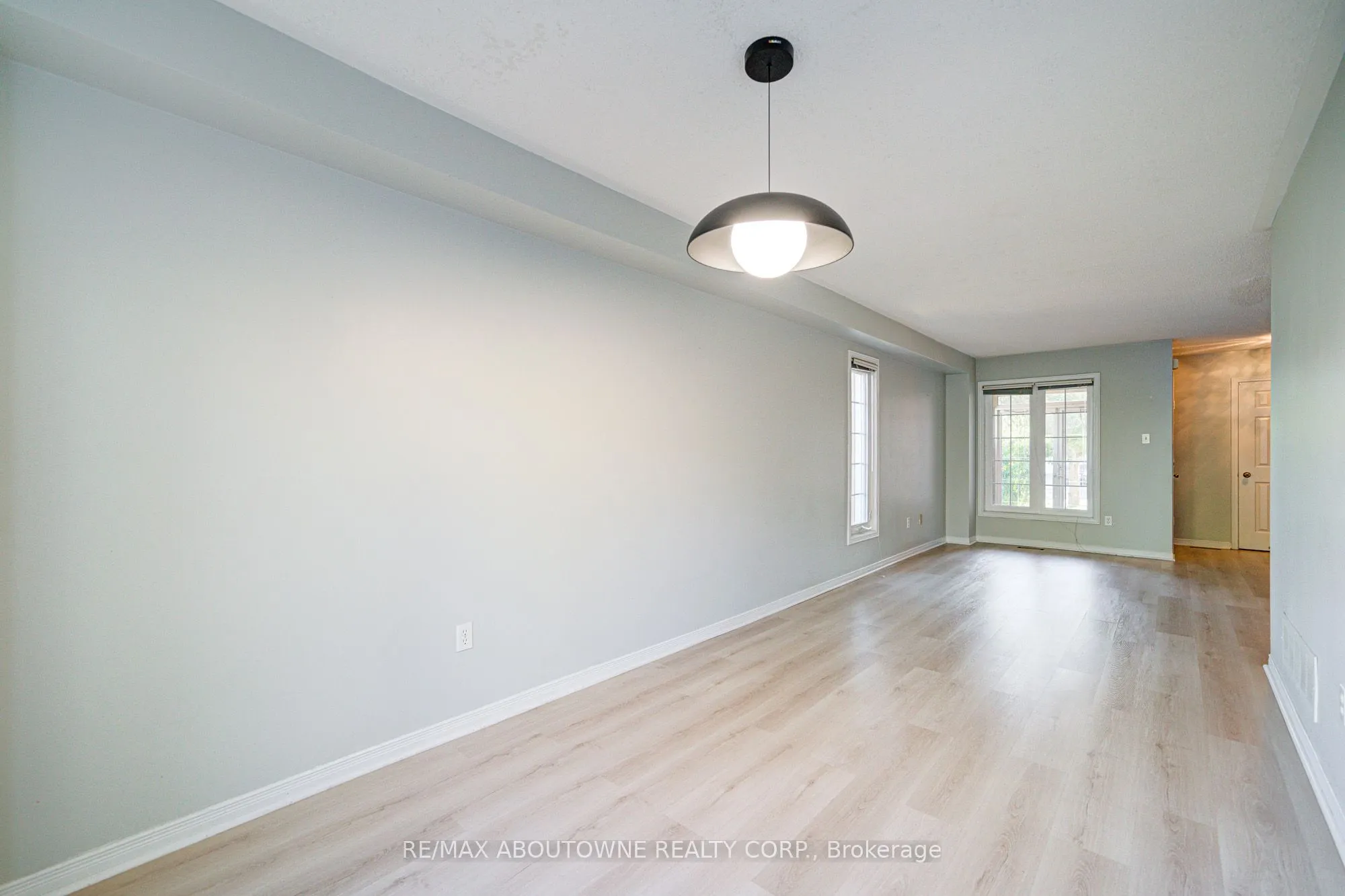 2211 Dale Ridge Drive