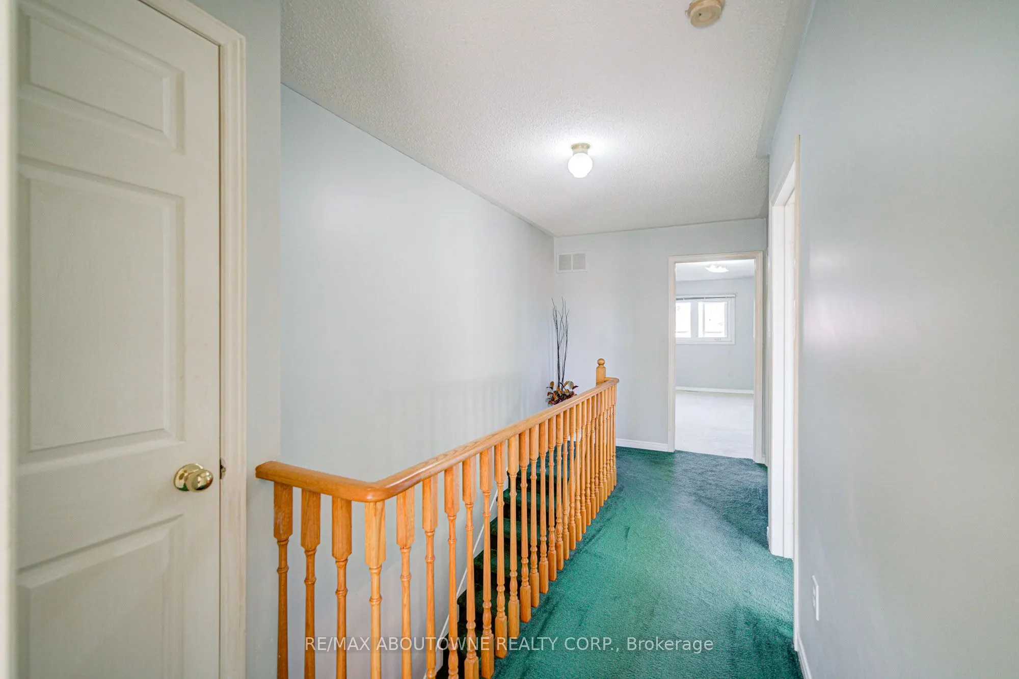 2211 Dale Ridge Drive