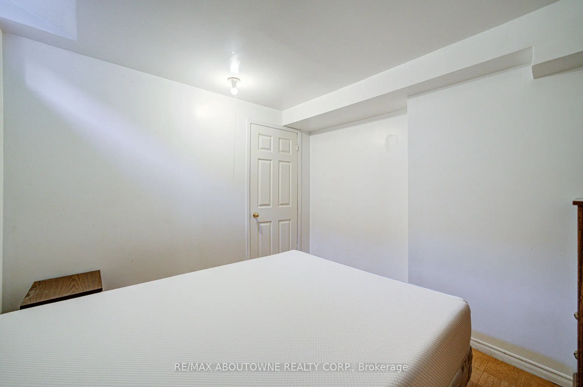 2211 Dale Ridge Drive