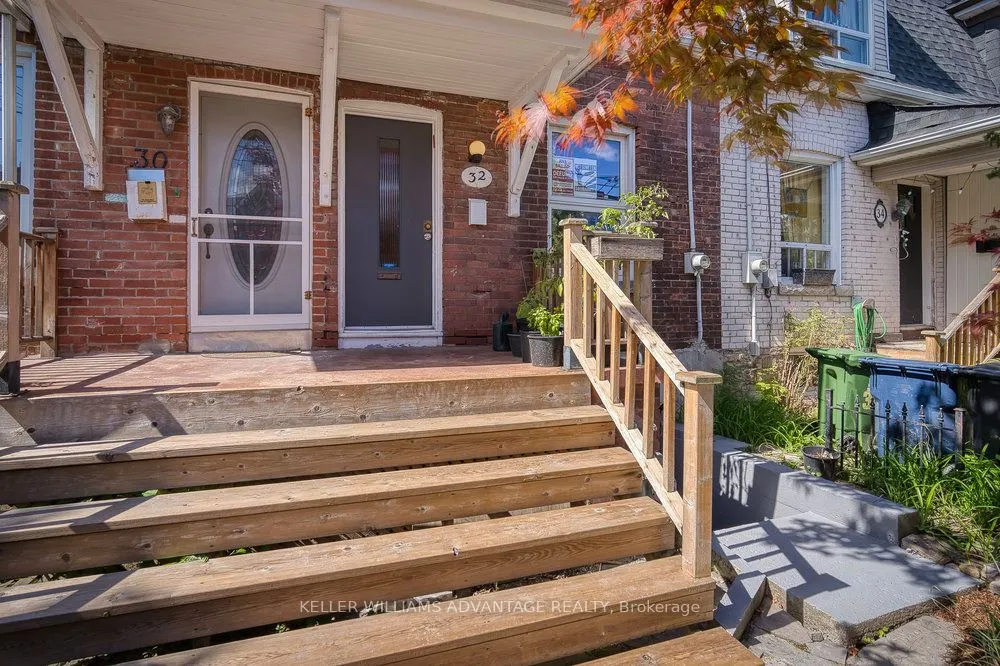 32 Bartlett Avenue