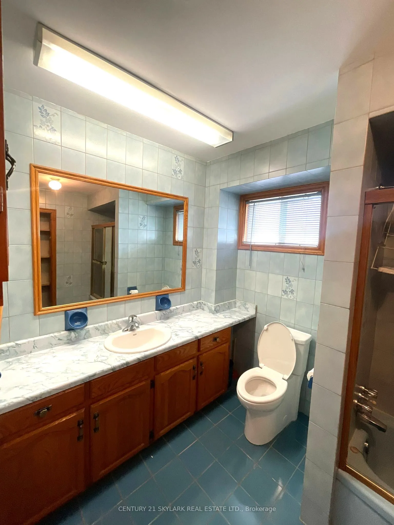 45 Taysham Crescent, #(Back)