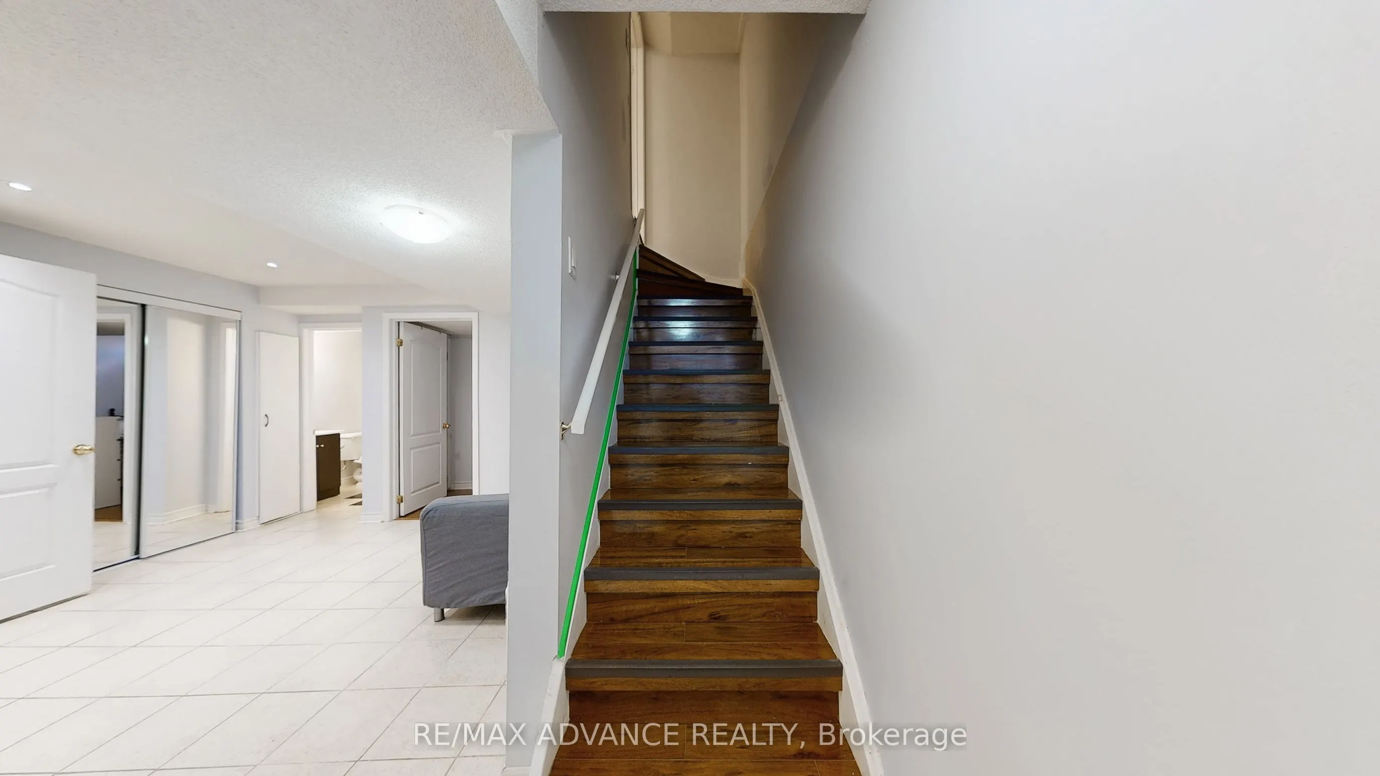 7560 Black Walnut Trail