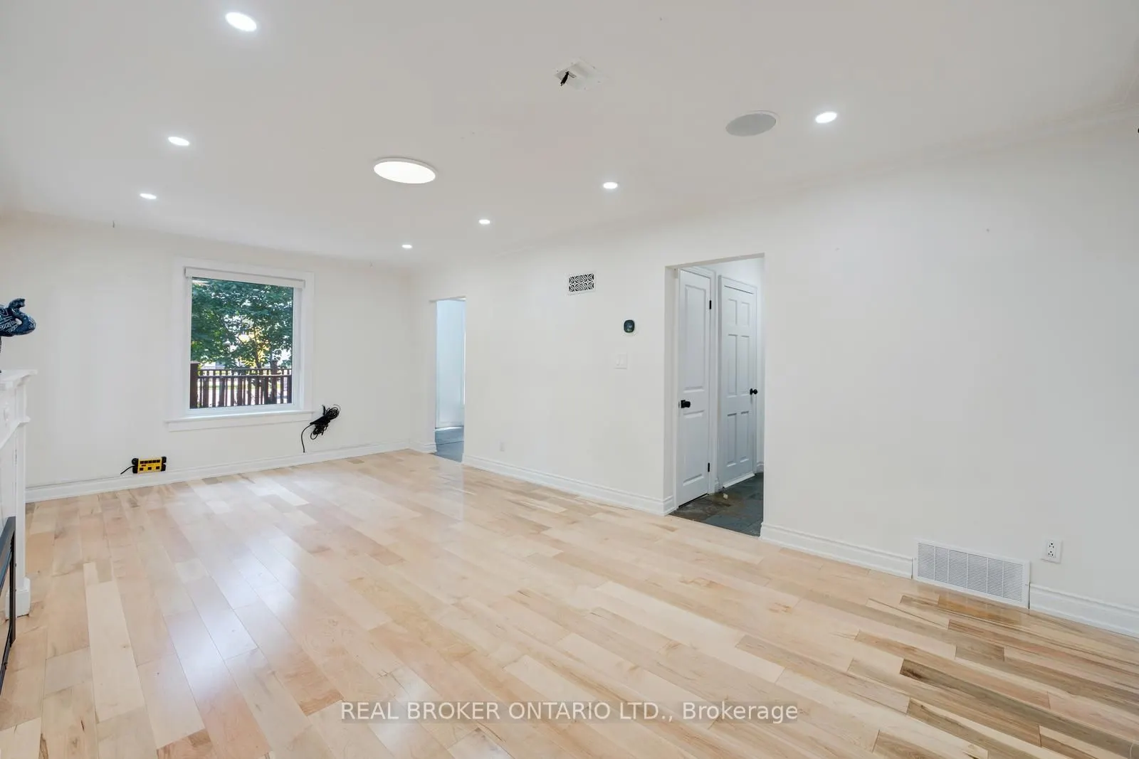 256 The Kingsway Road, #MAIN