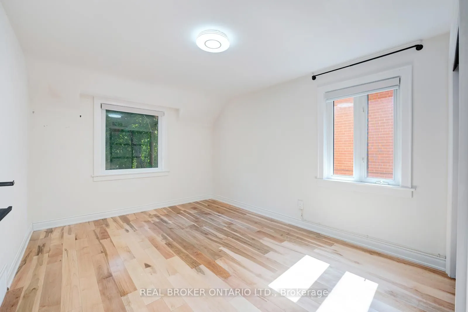 256 The Kingsway Road, #MAIN
