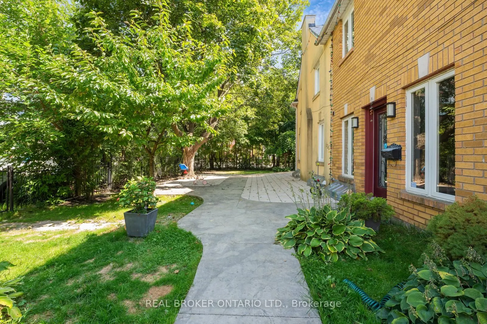 256 The Kingsway Road, #MAIN