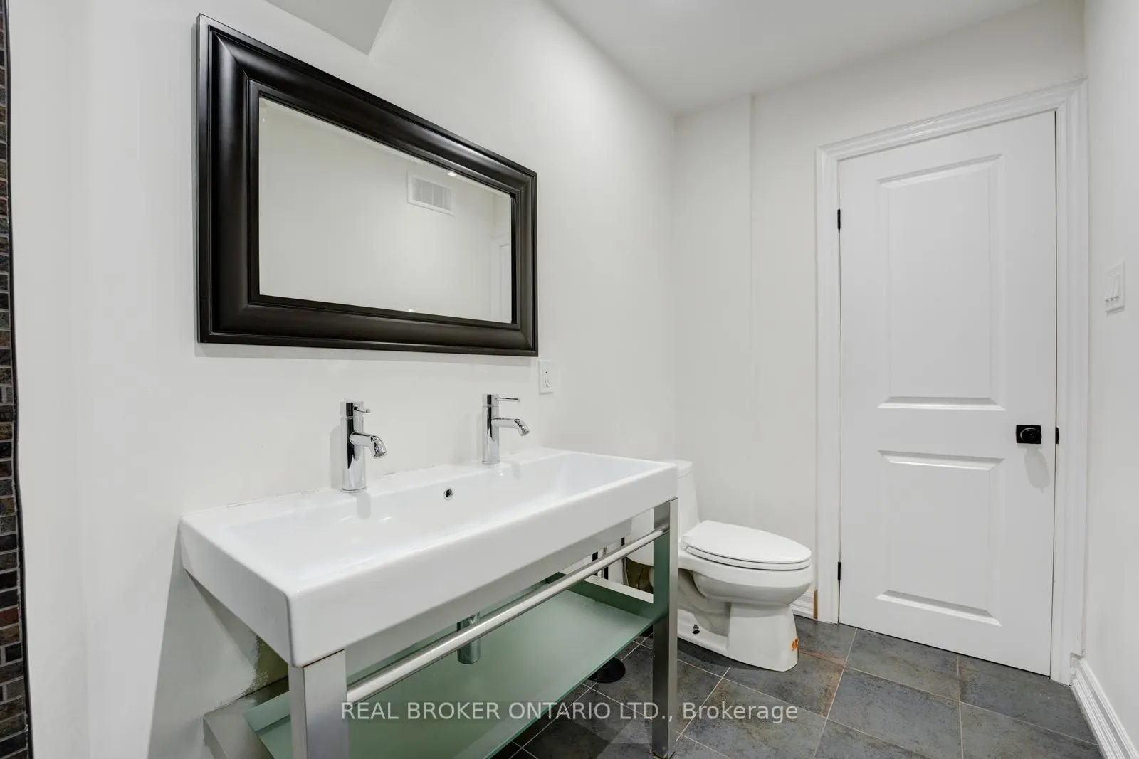 256 The Kingsway Road, #MAIN