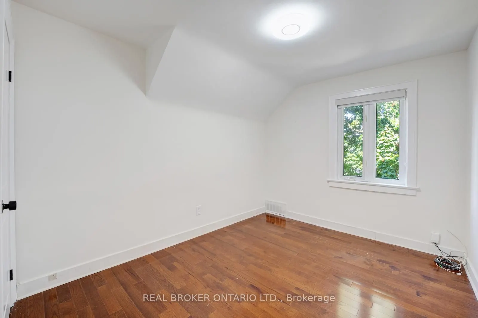 256 The Kingsway Road, #MAIN