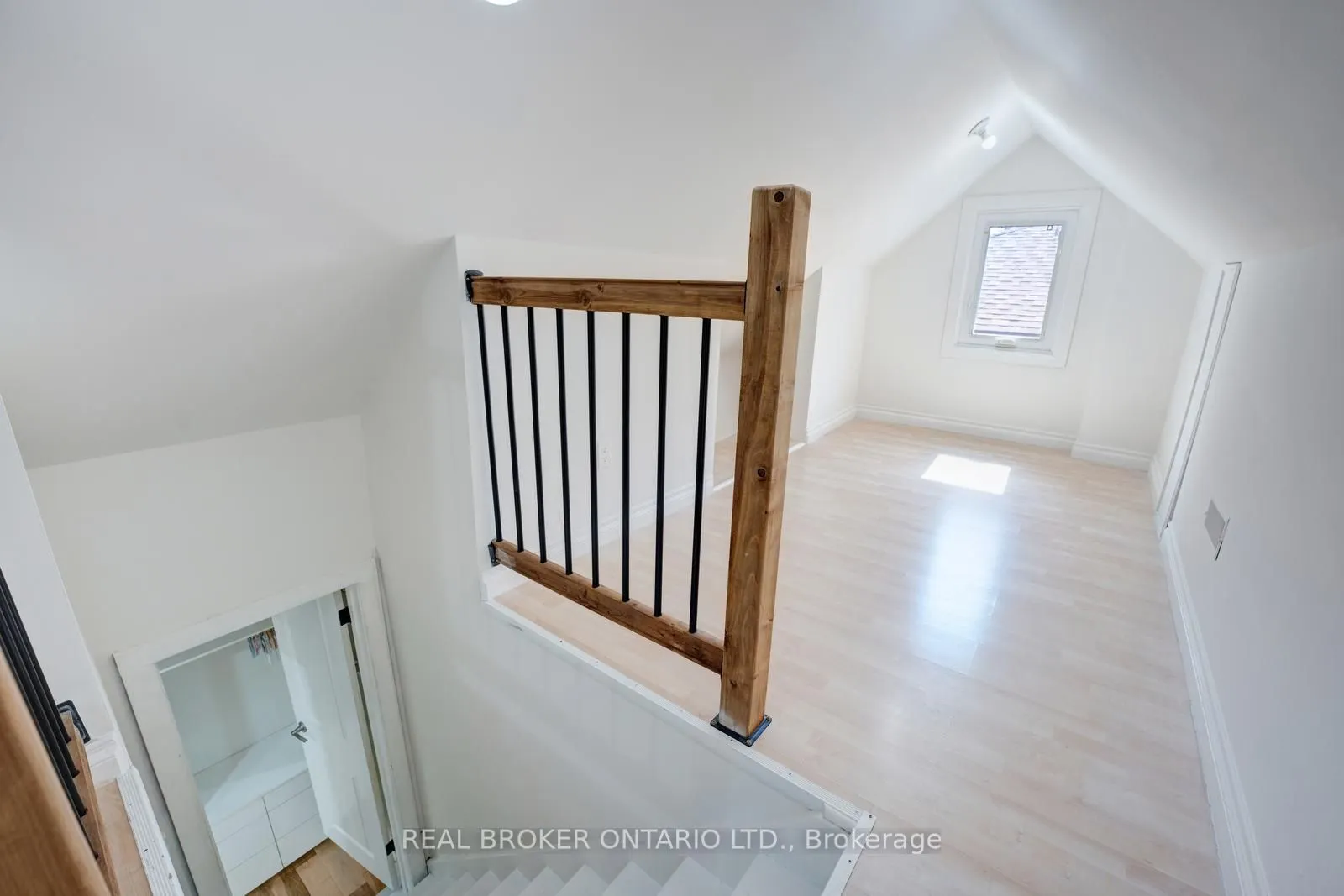256 The Kingsway Road, #MAIN