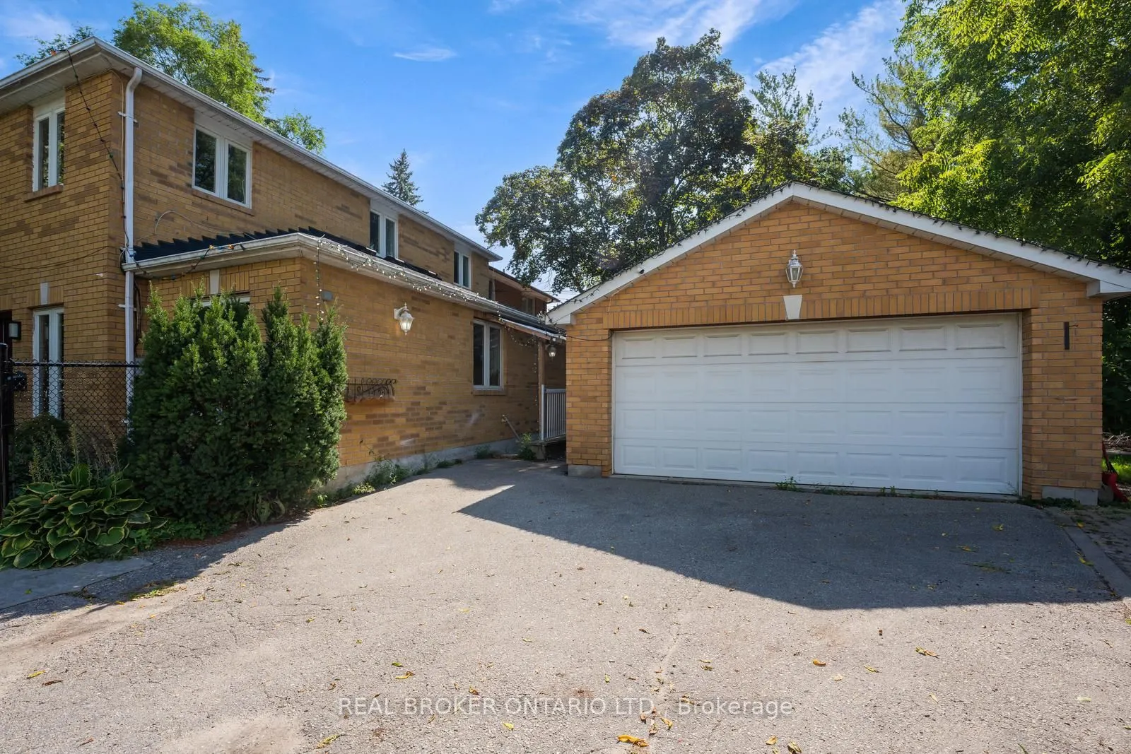 256 The Kingsway Road, #MAIN