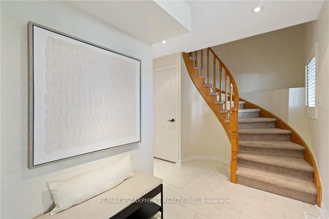 126 Brant Street