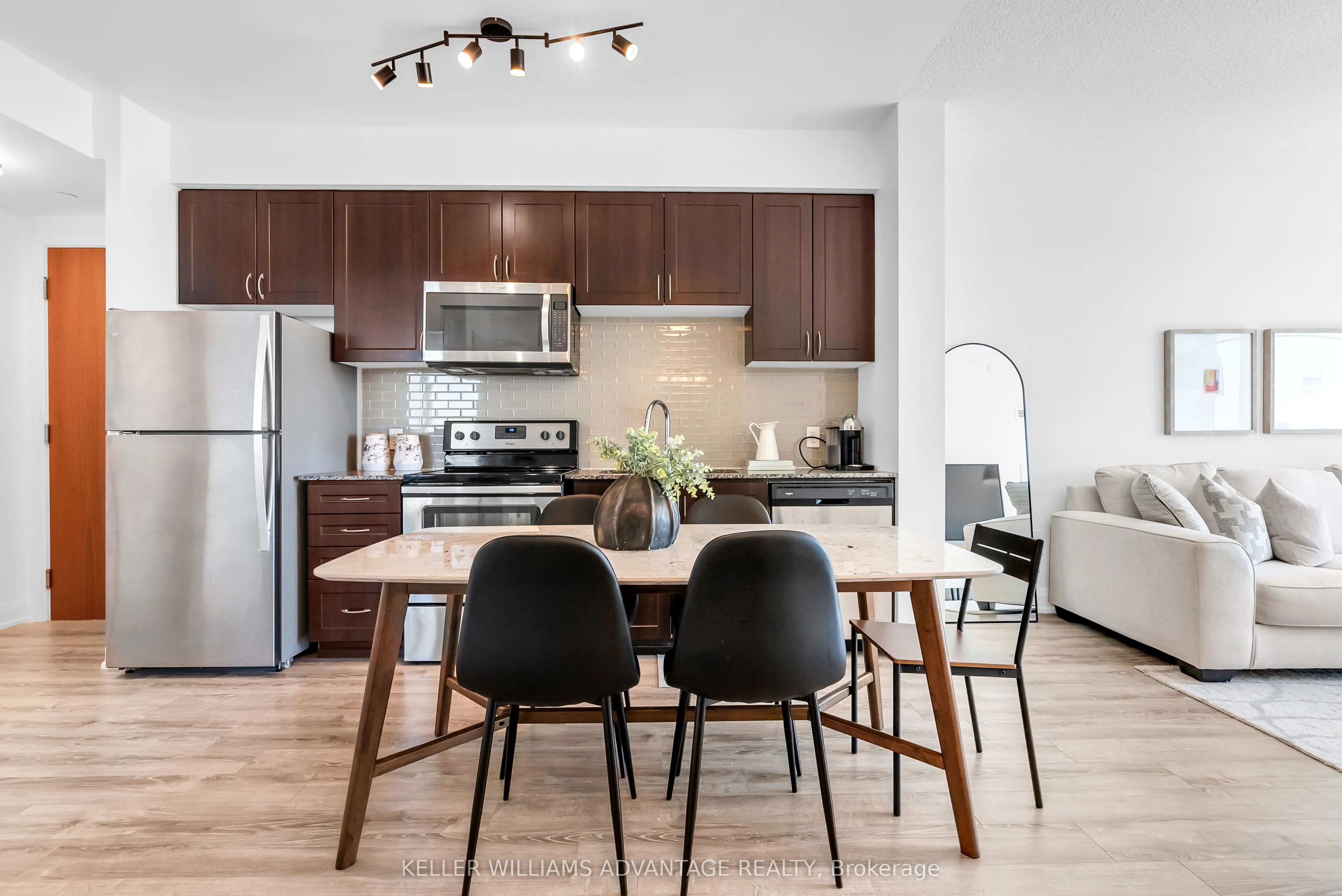 2800 Keele Street, #813
