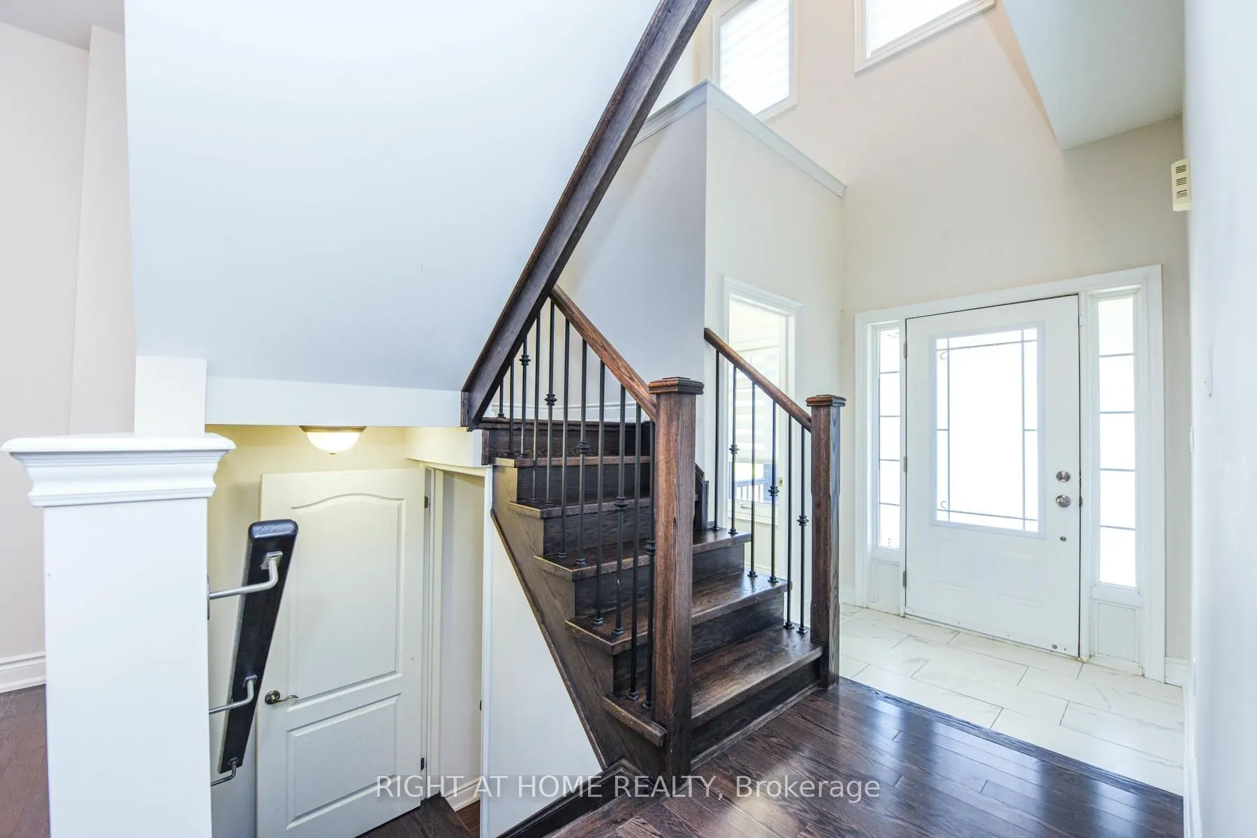 3 Prairie Creek Crescent