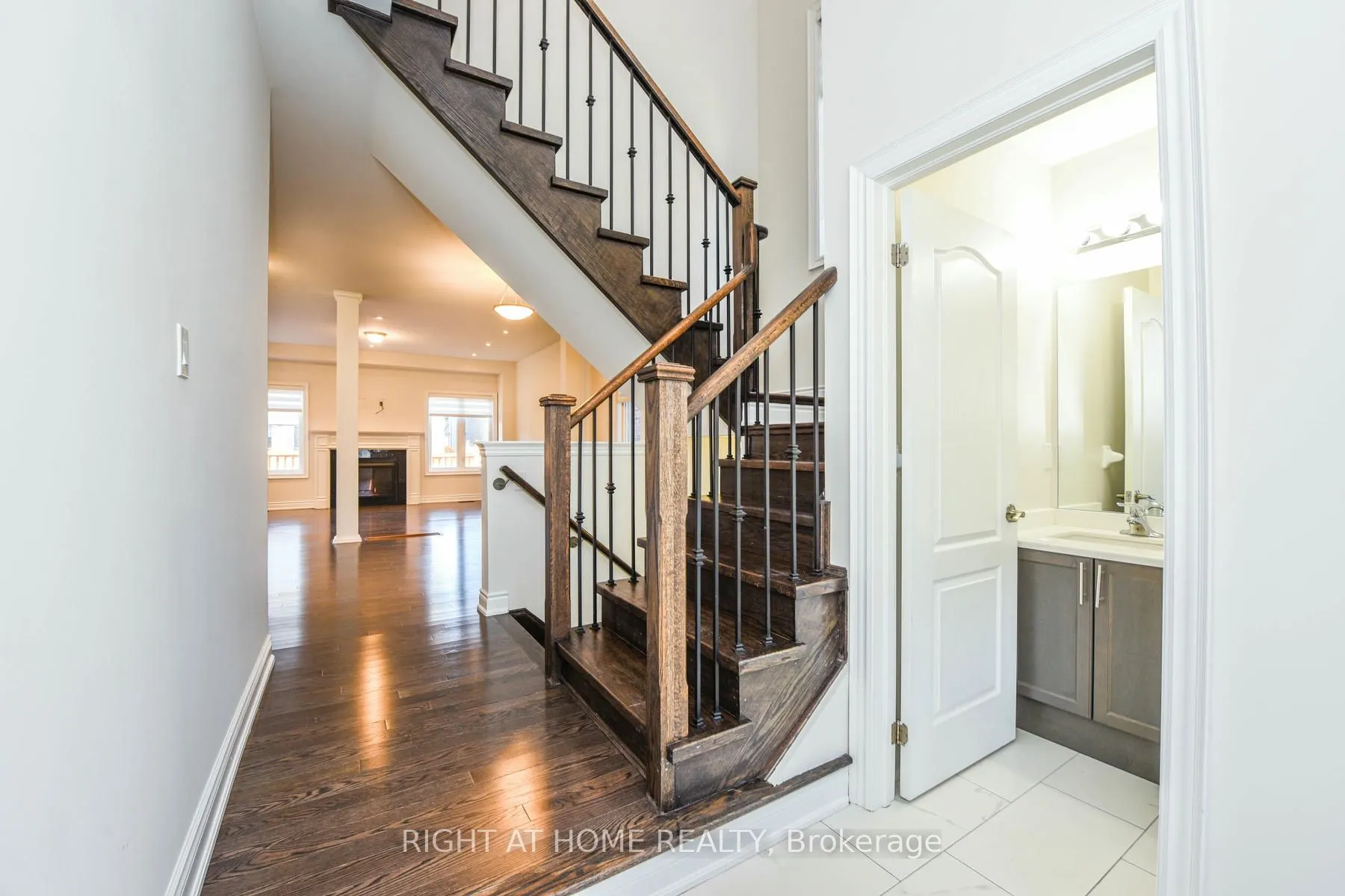 3 Prairie Creek Crescent