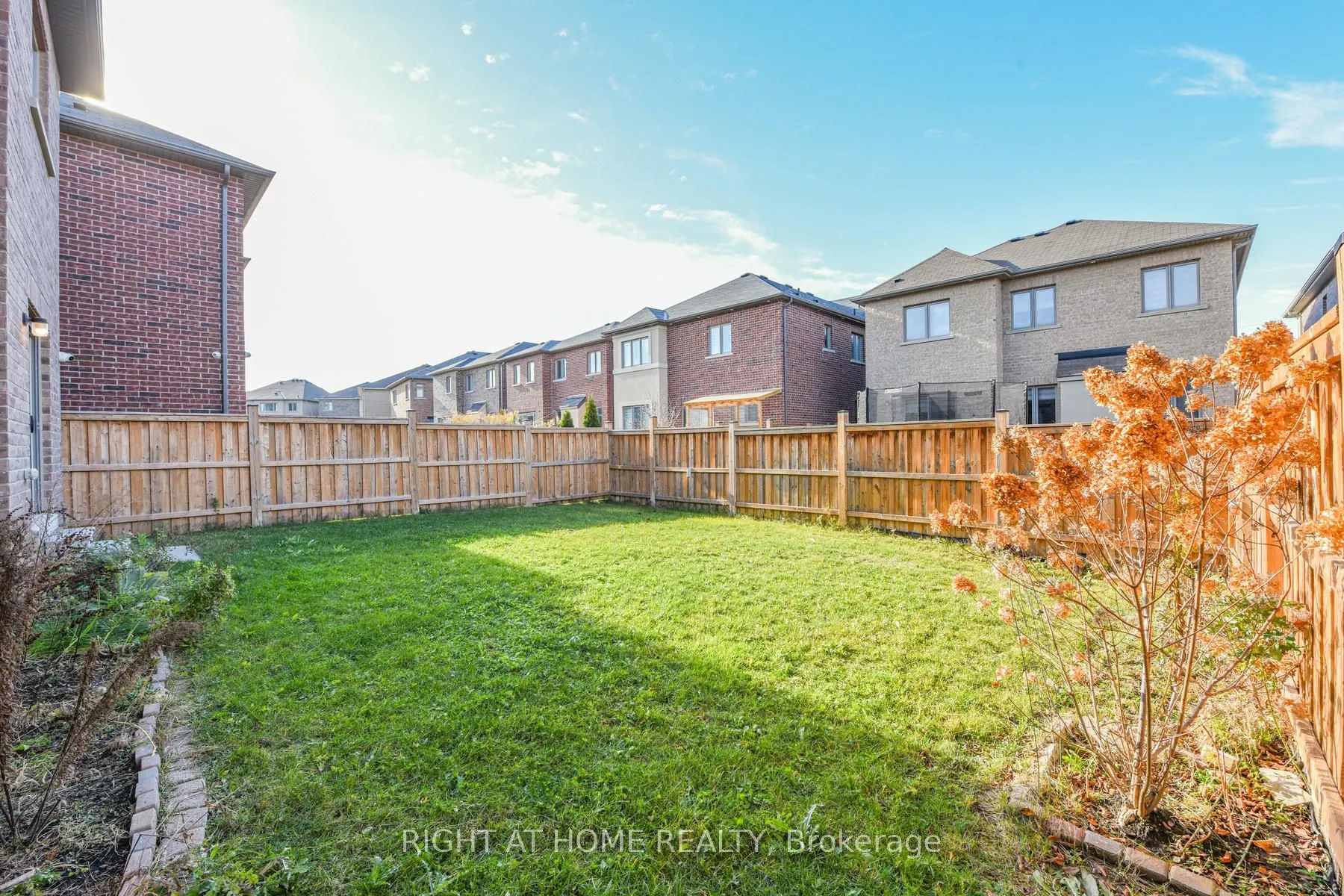 3 Prairie Creek Crescent