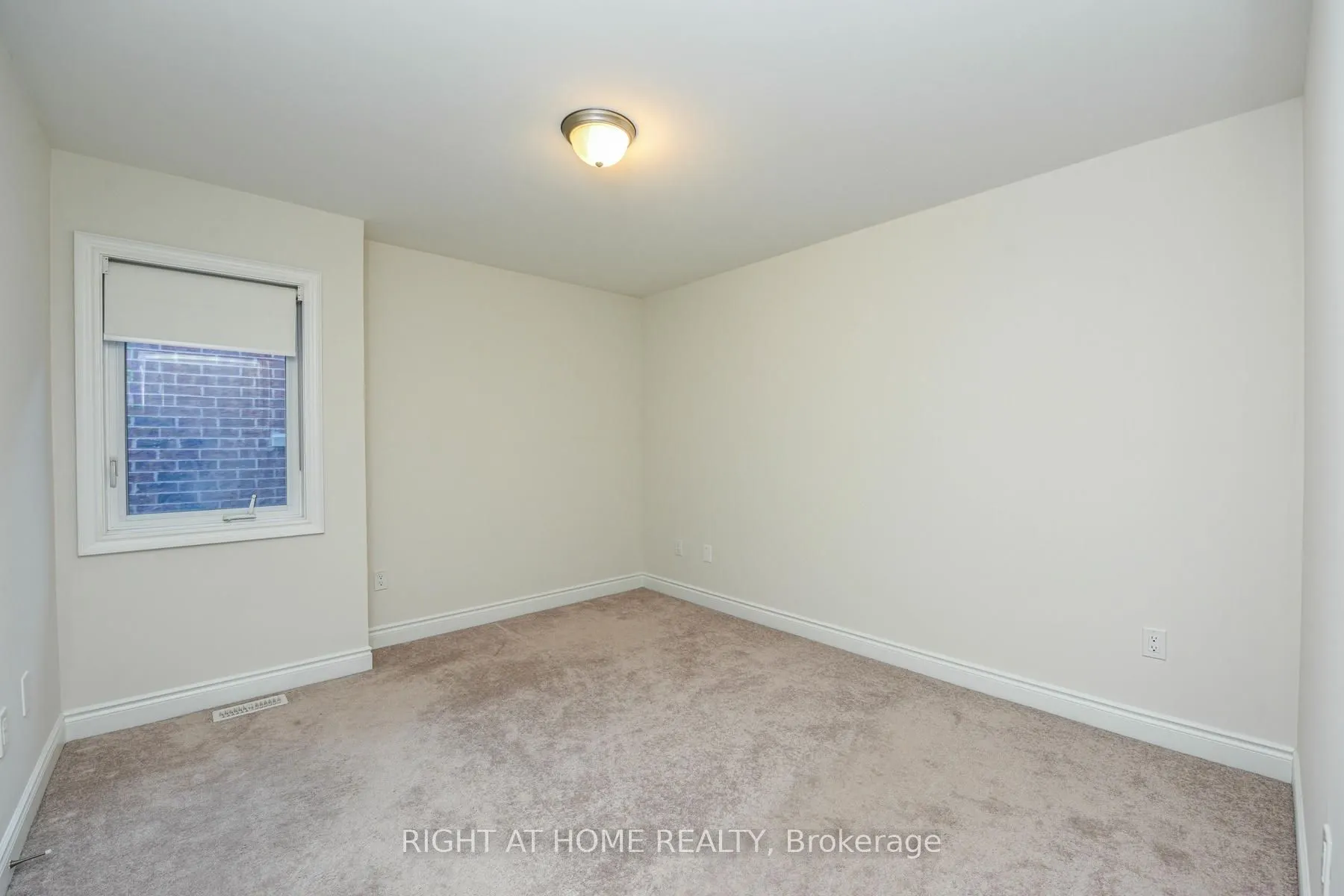 3 Prairie Creek Crescent