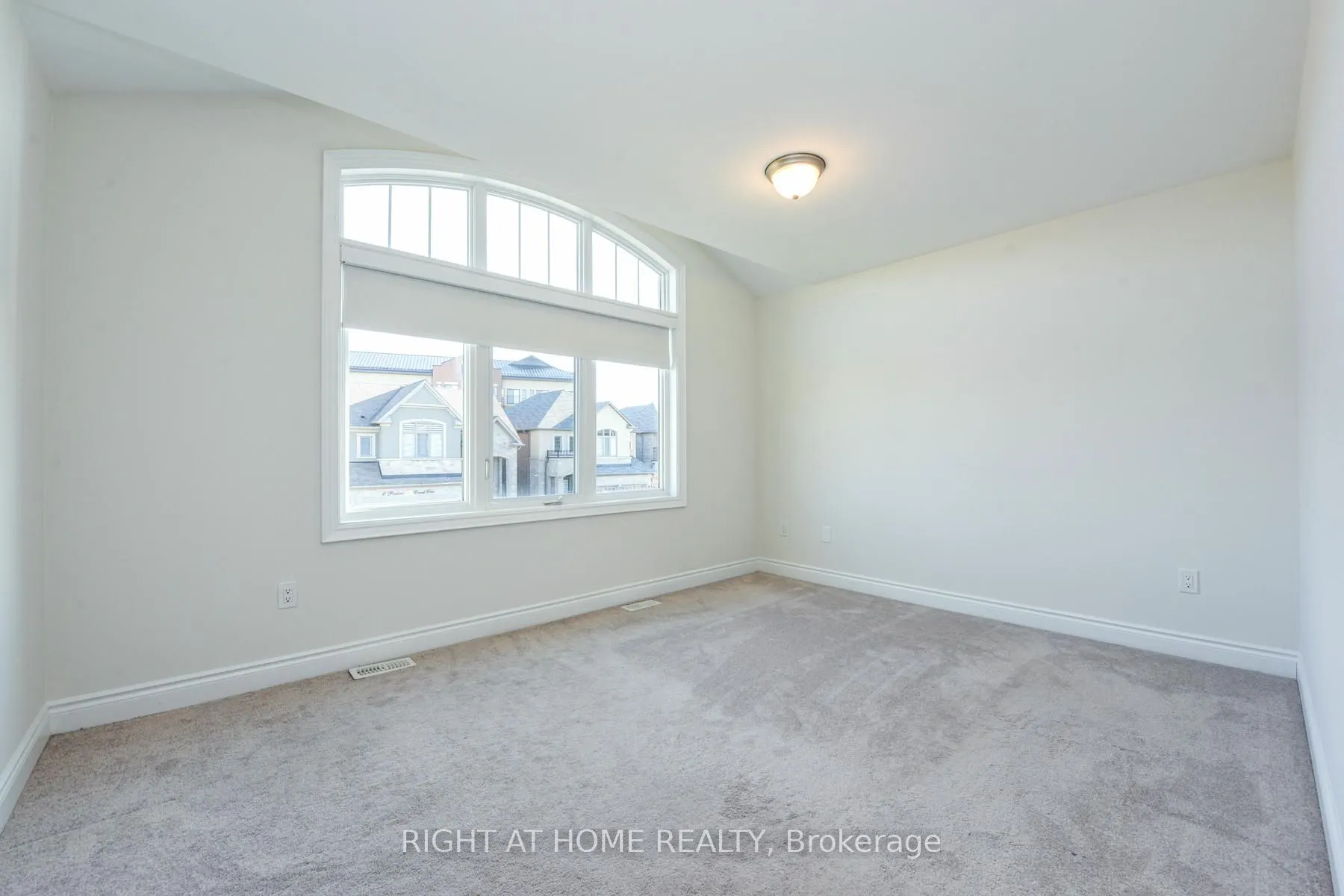 3 Prairie Creek Crescent