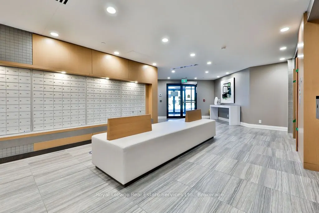 128 Grovewood Common, #125