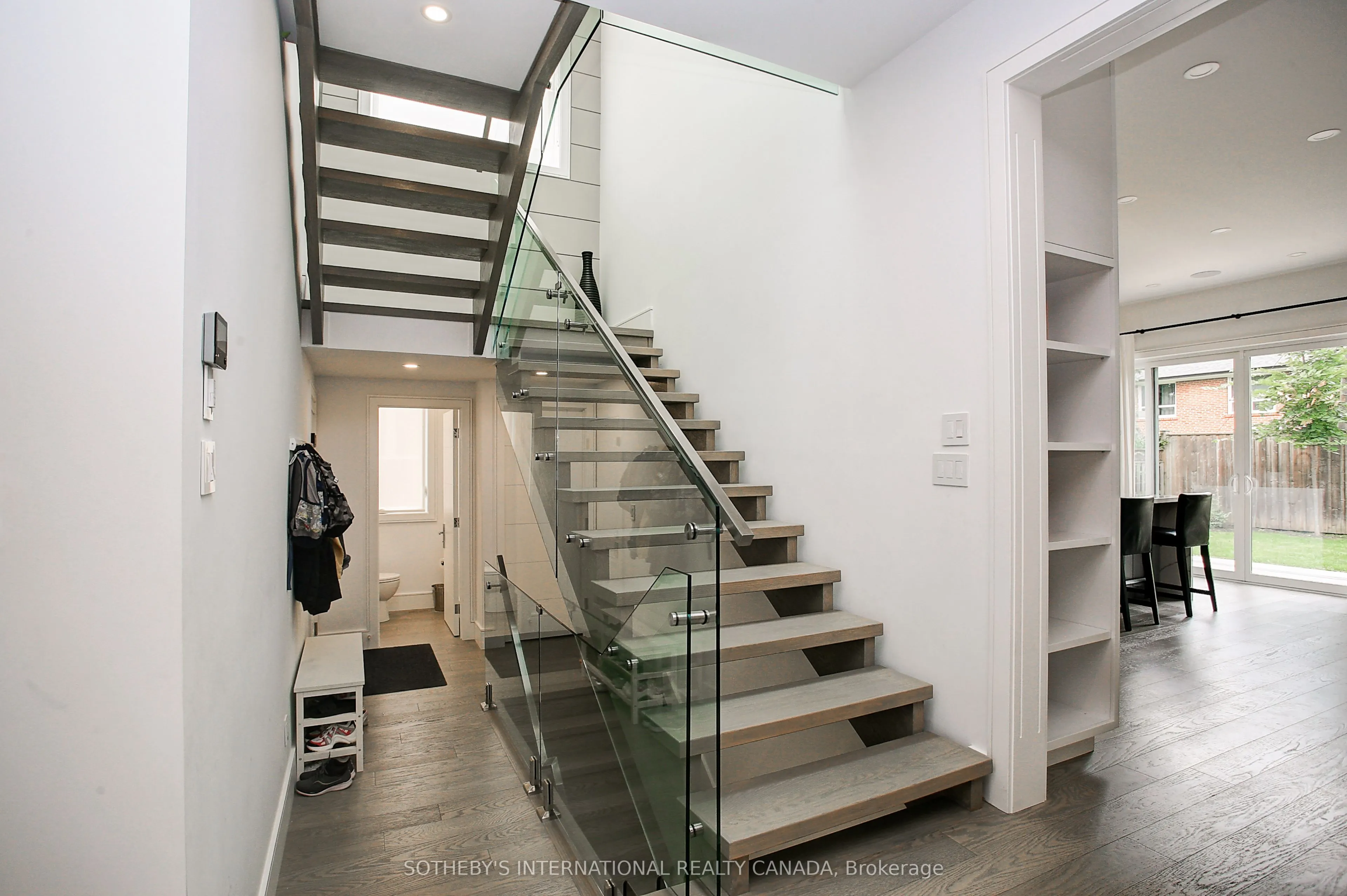 36 Burrows Avenue