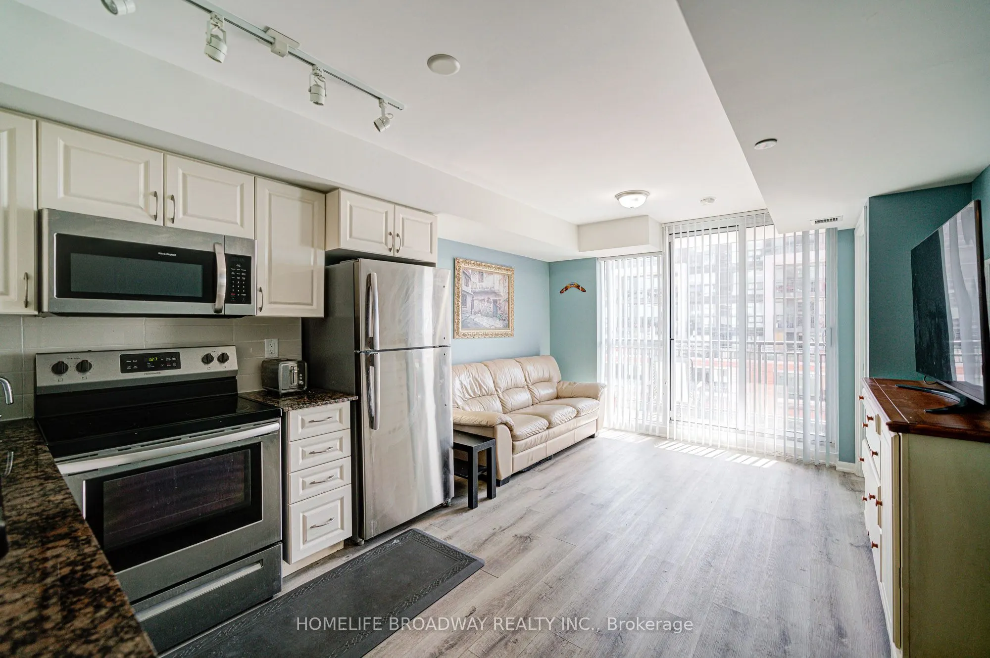 3091 Dufferin Street, #1011