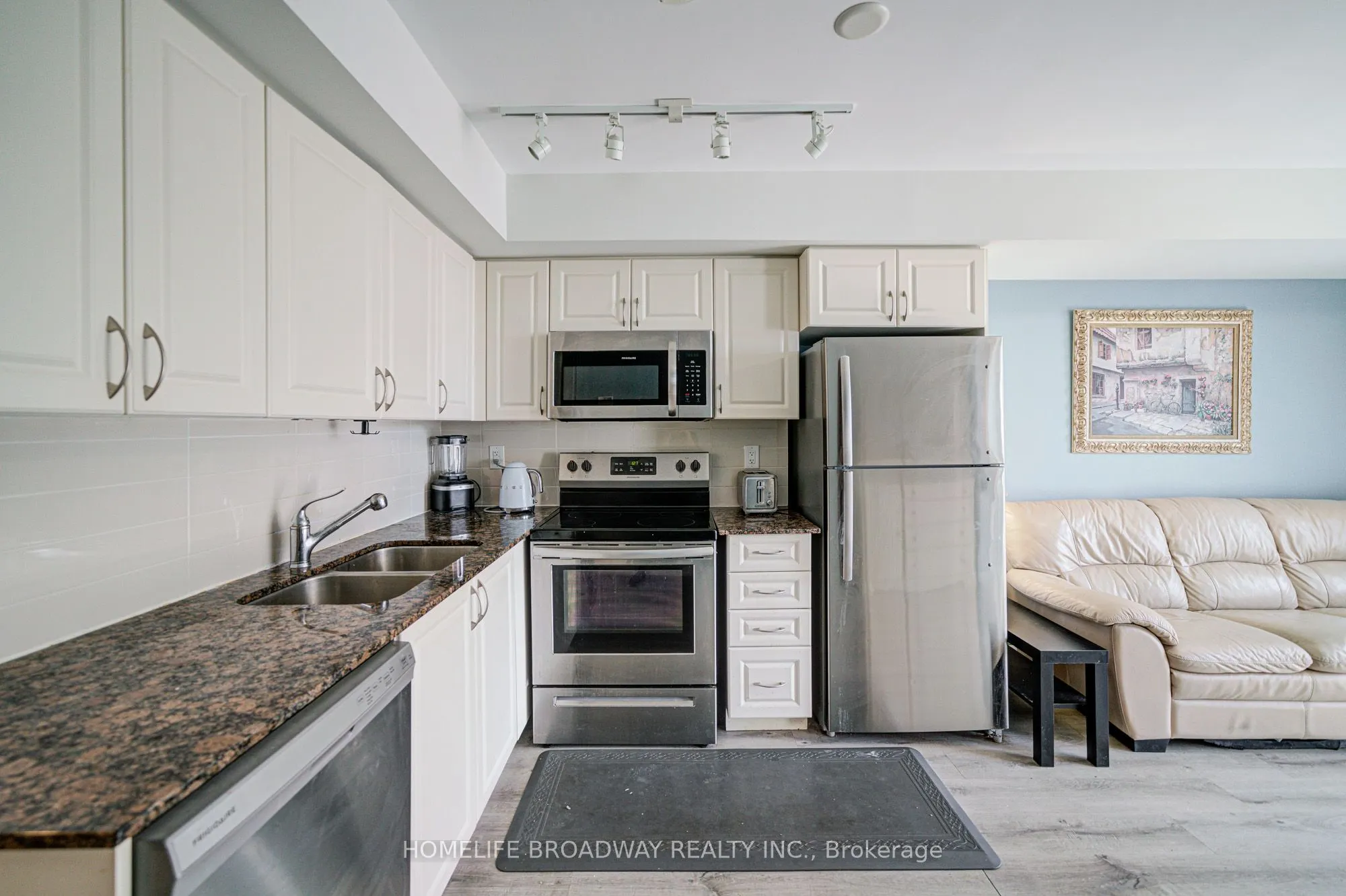 3091 Dufferin Street, #1011