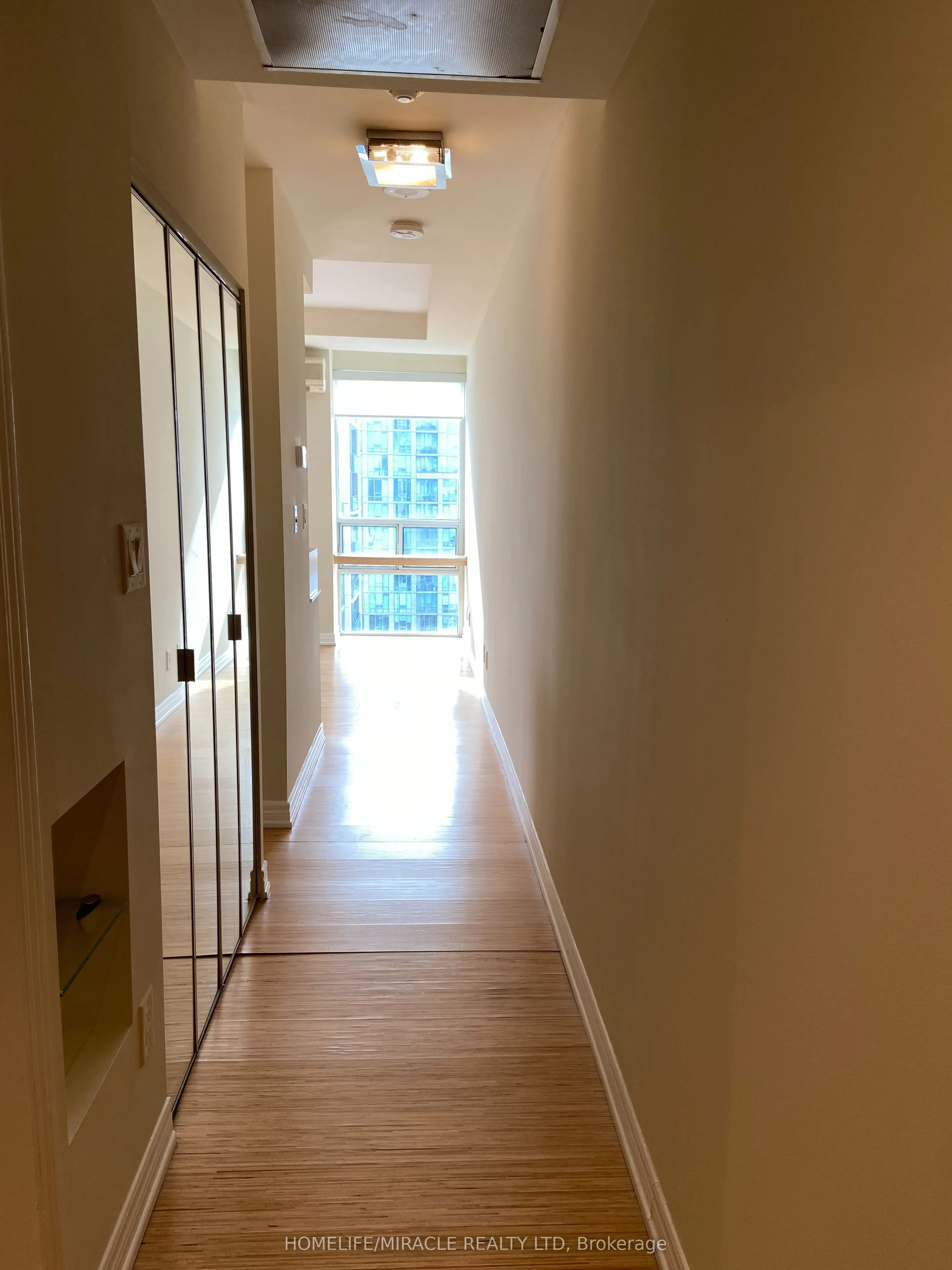 3504 Hurontario Street, #3305