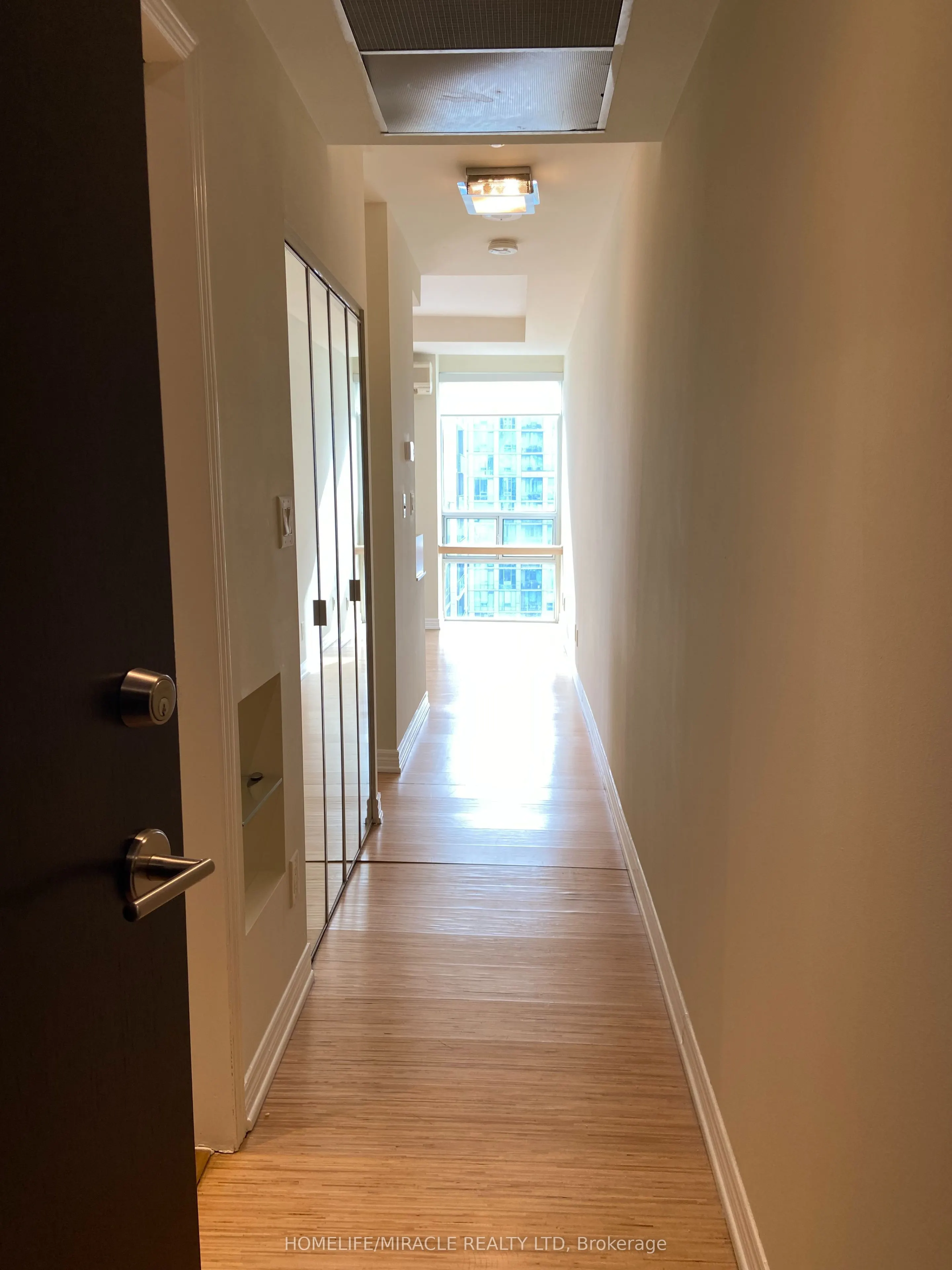 3504 Hurontario Street, #3305