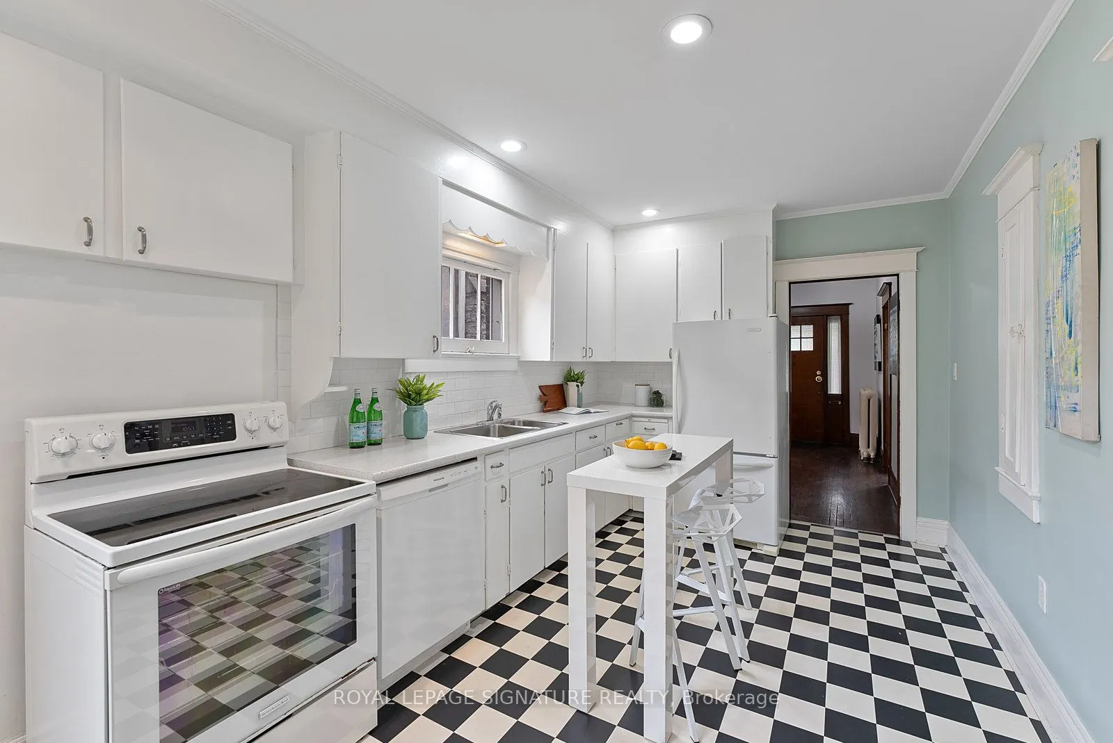 9 Kennedy Avenue