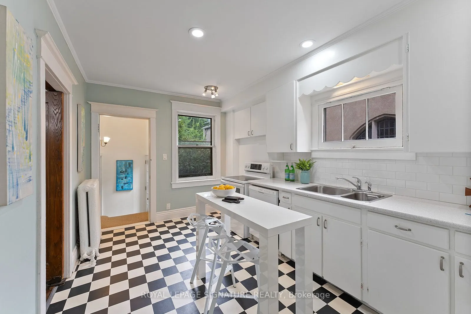 9 Kennedy Avenue