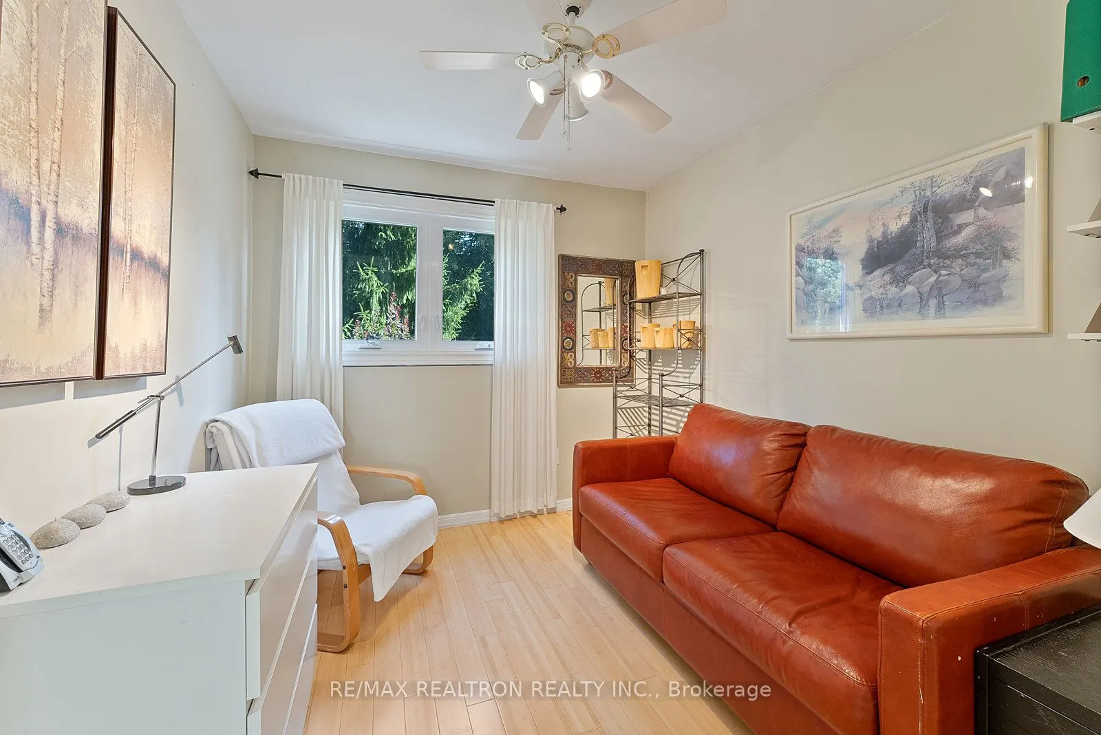 7255 Ridgeland Crescent