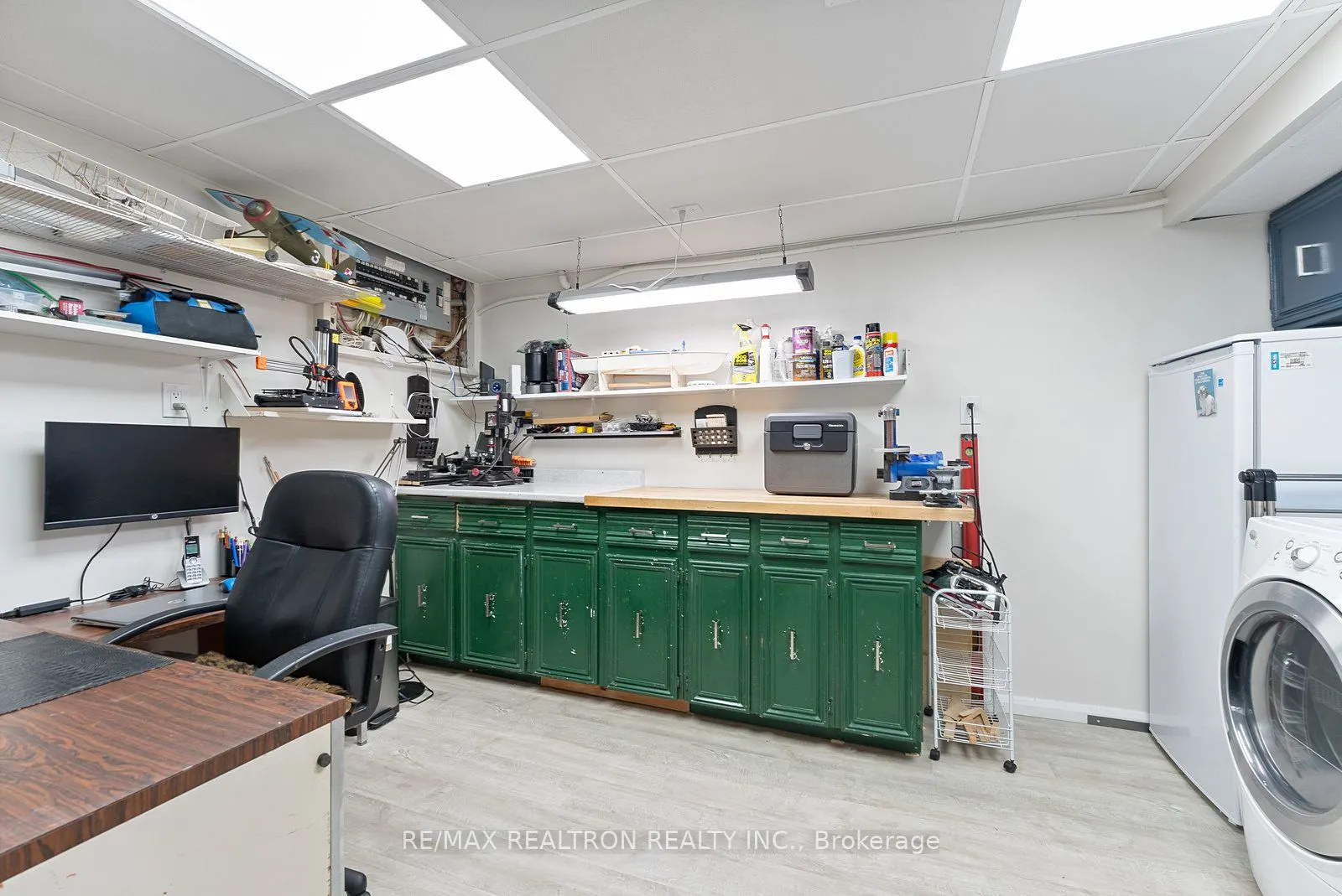 7255 Ridgeland Crescent