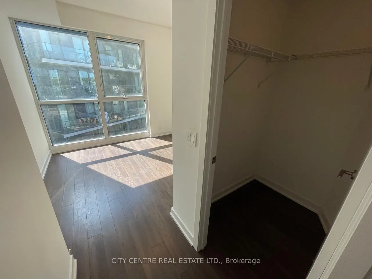 10 Park Lawn Road, #522
