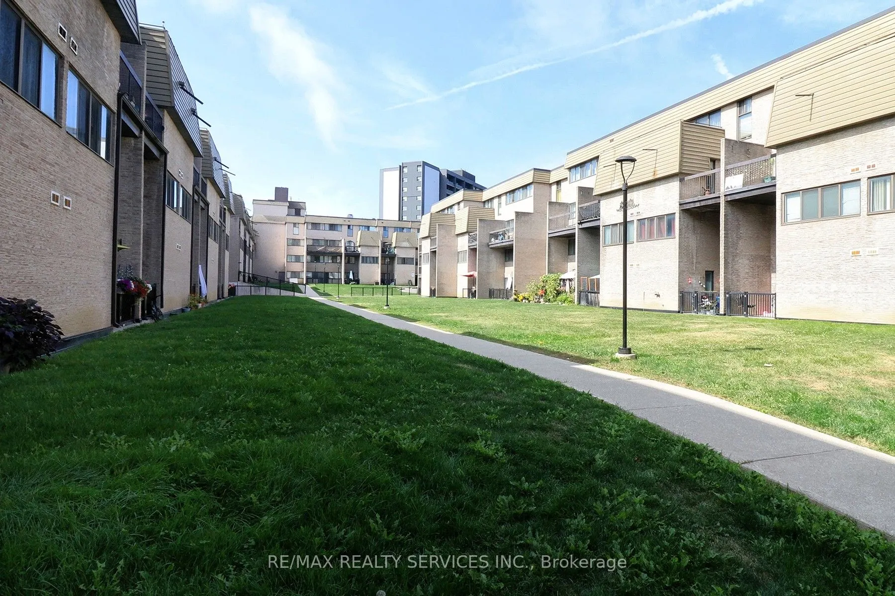 2095 Roche Court, #132