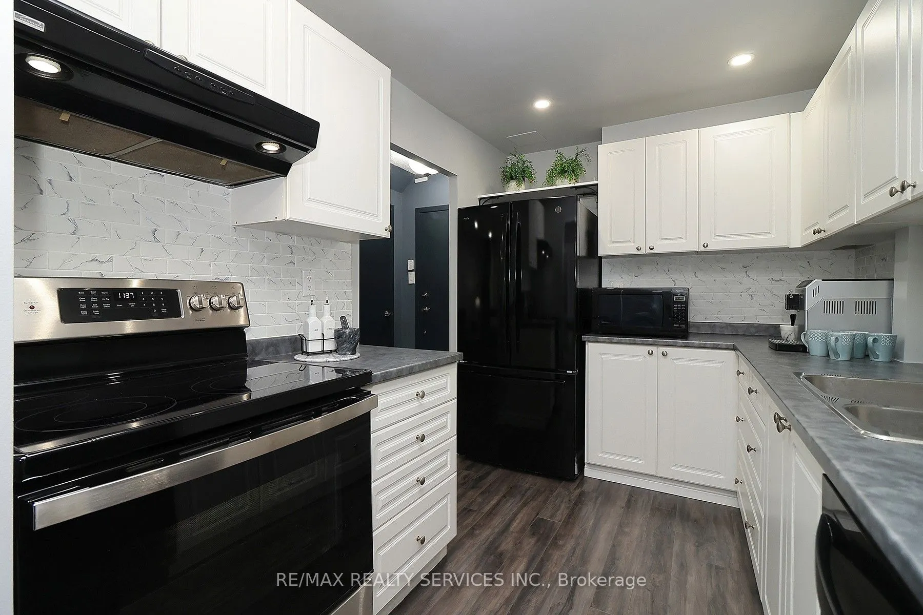 2095 Roche Court, #132