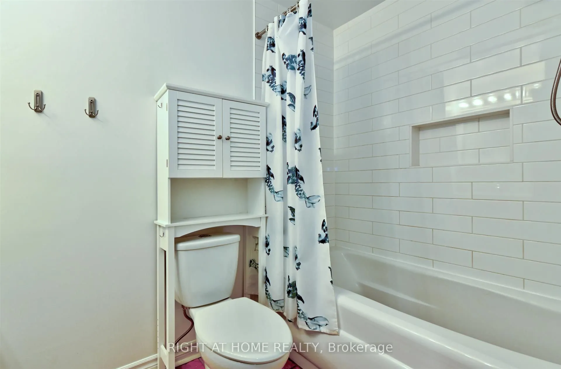 600 Silver Creek Boulevard, #3